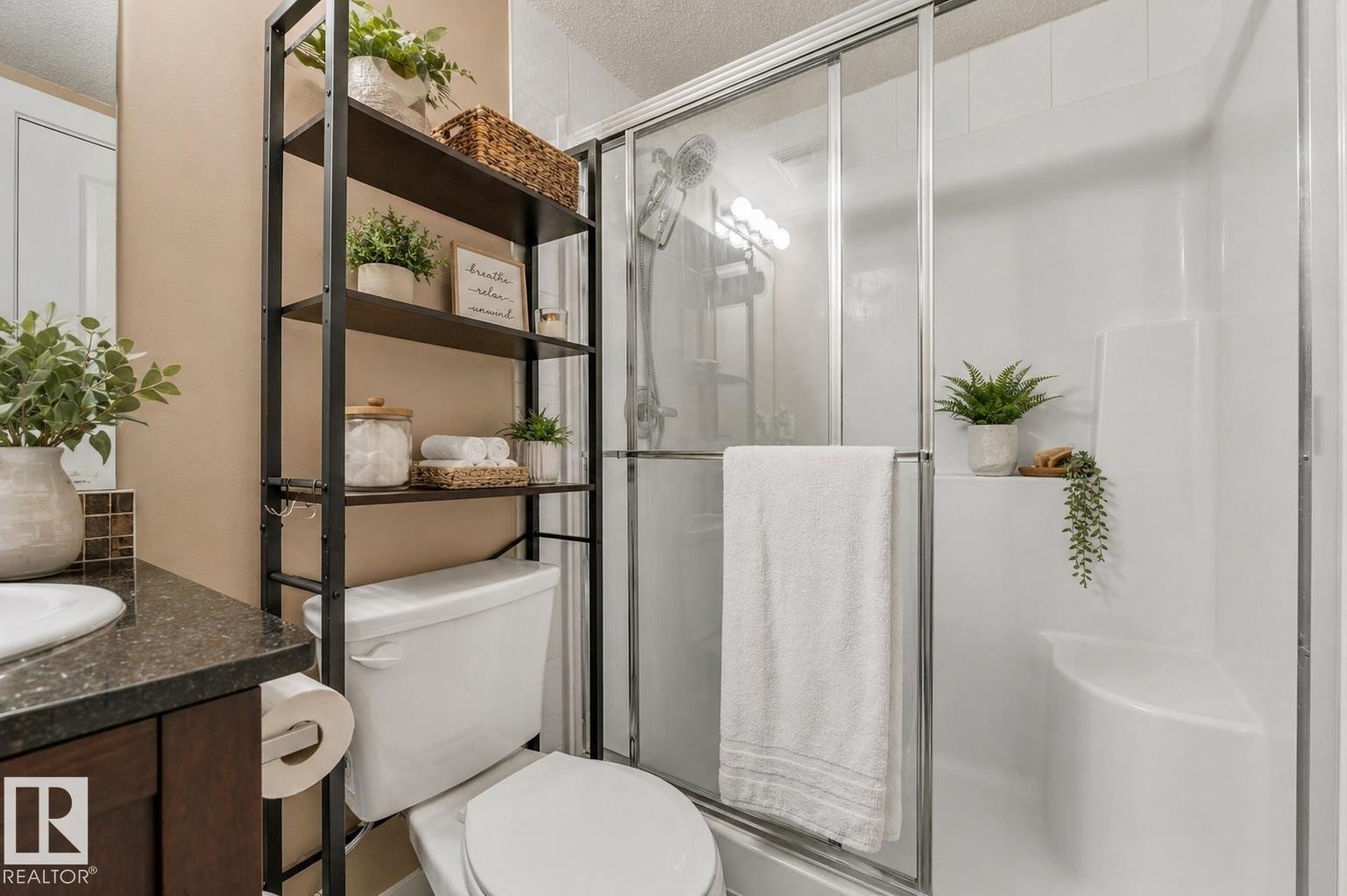 424 18126 77 Street, Edmonton, AB - Indoor Photo Showing Bathroom