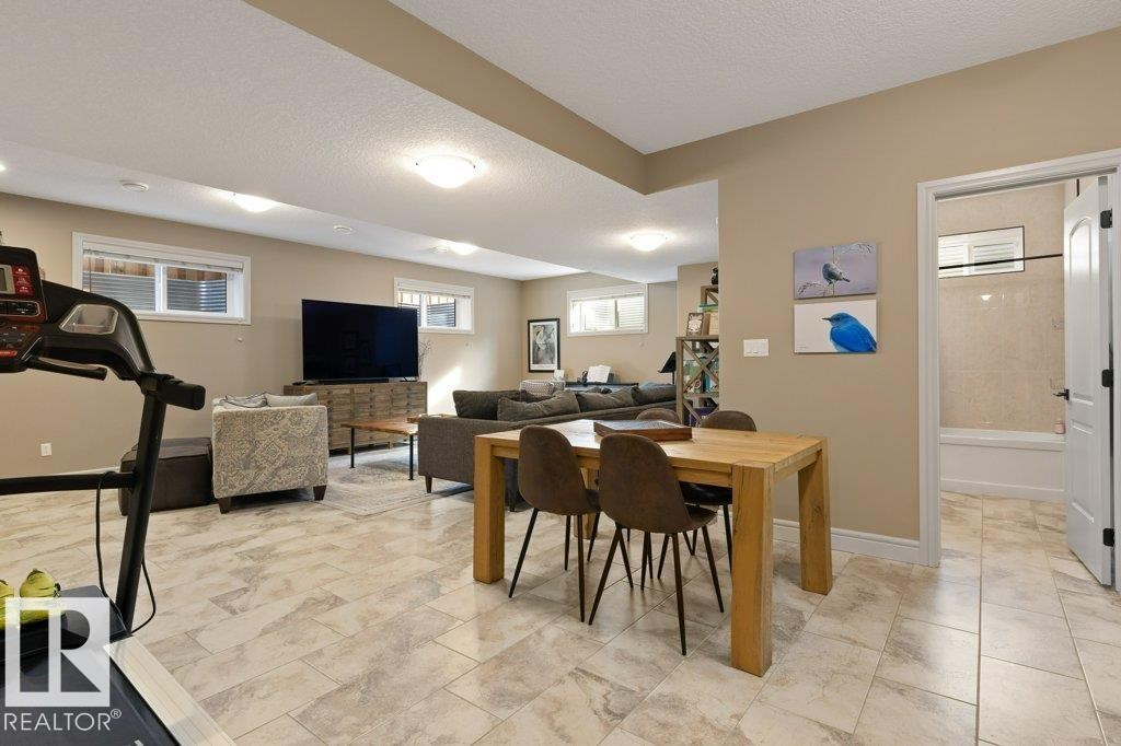 68 Enchanted Way, St. Albert, AB - Indoor