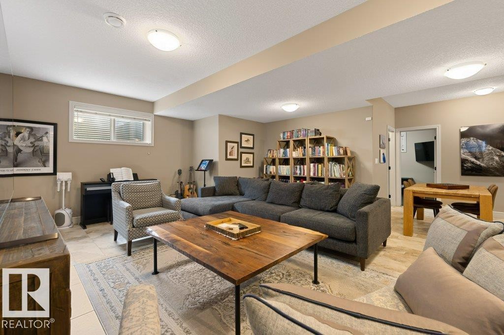 68 Enchanted Way, St. Albert, AB - Indoor Photo Showing Living Room