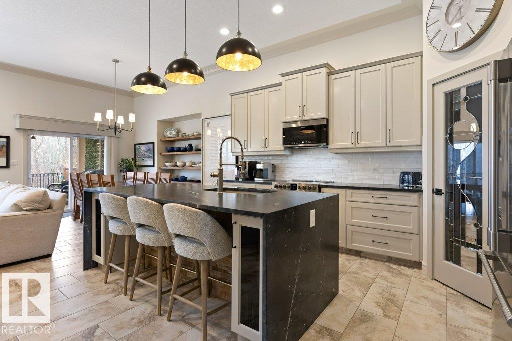 68 Enchanted Way, St. Albert, AB - Indoor Photo Showing Kitchen With Upgraded Kitchen