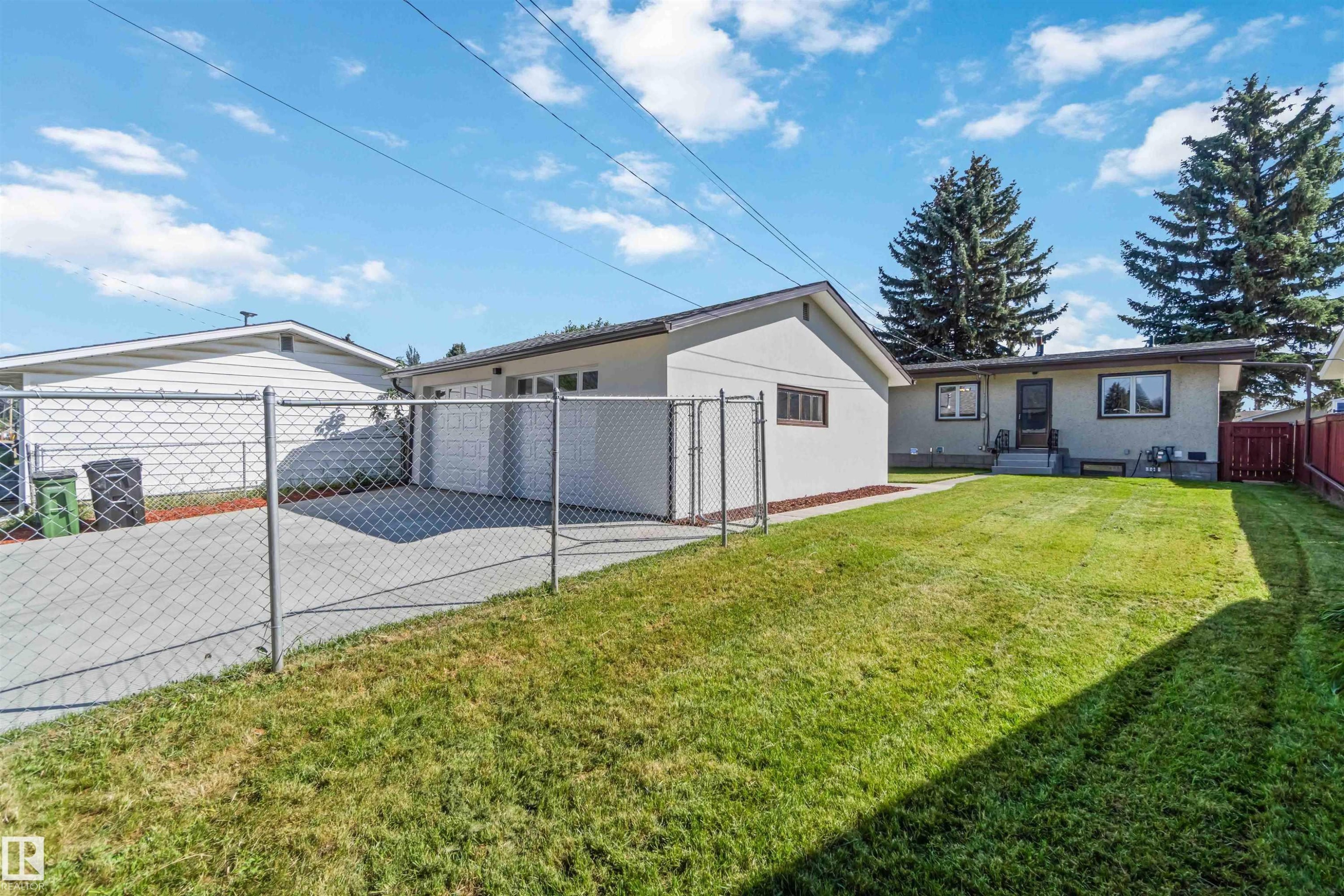 6808 95 Avenue, Edmonton, AB - Outdoor