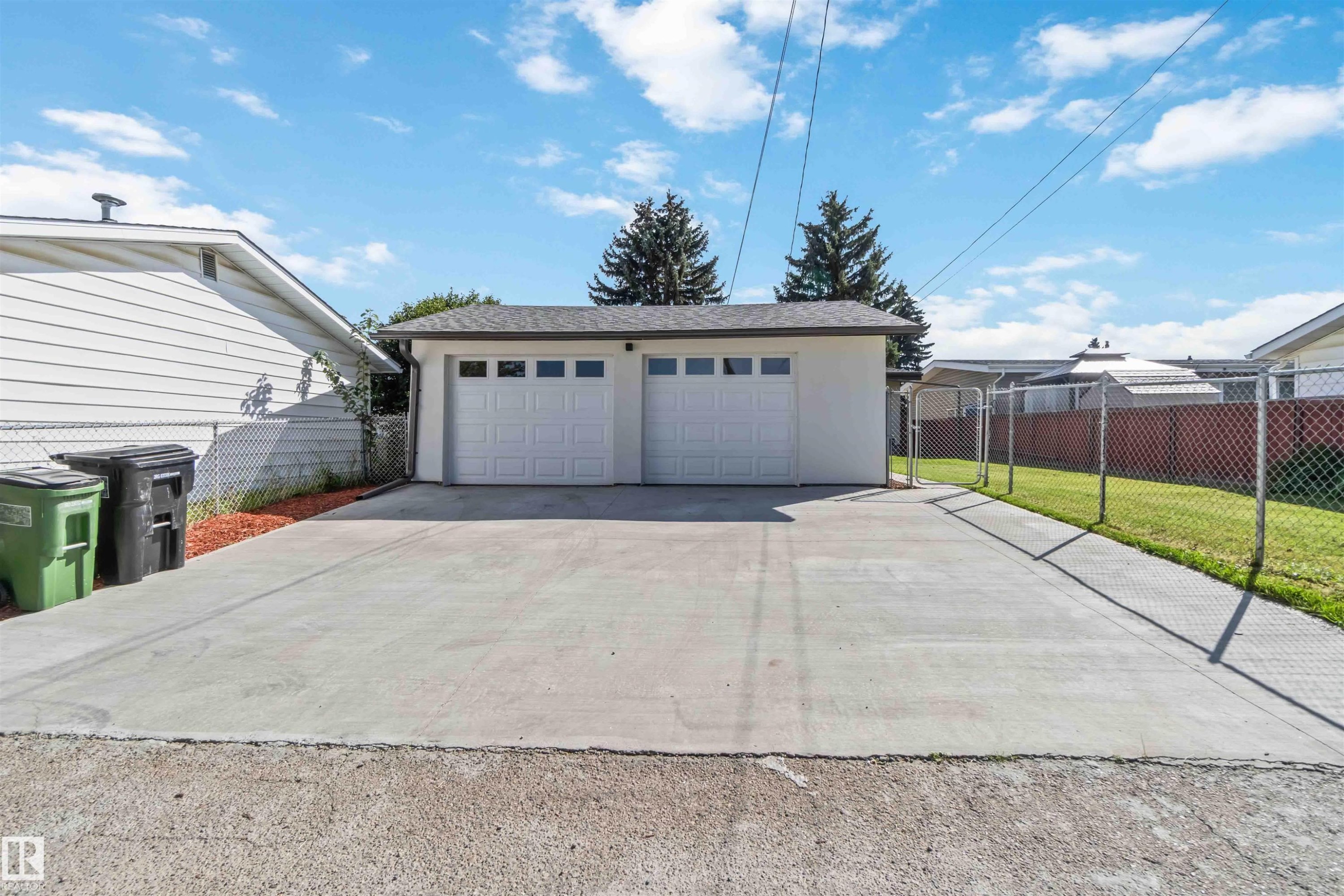 6808 95 Avenue, Edmonton, AB - Outdoor With Exterior