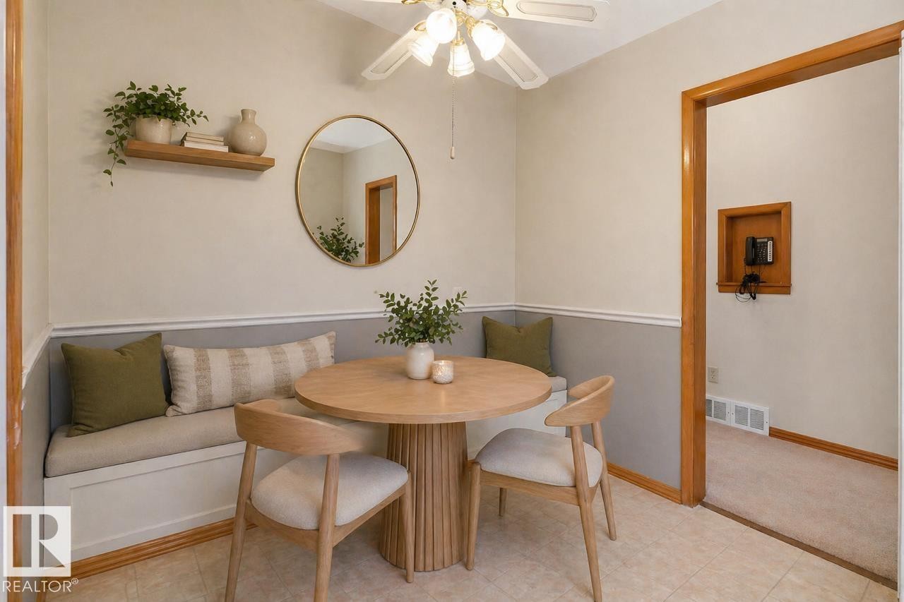 10307 73 Street, Edmonton, AB - Indoor Photo Showing Dining Room