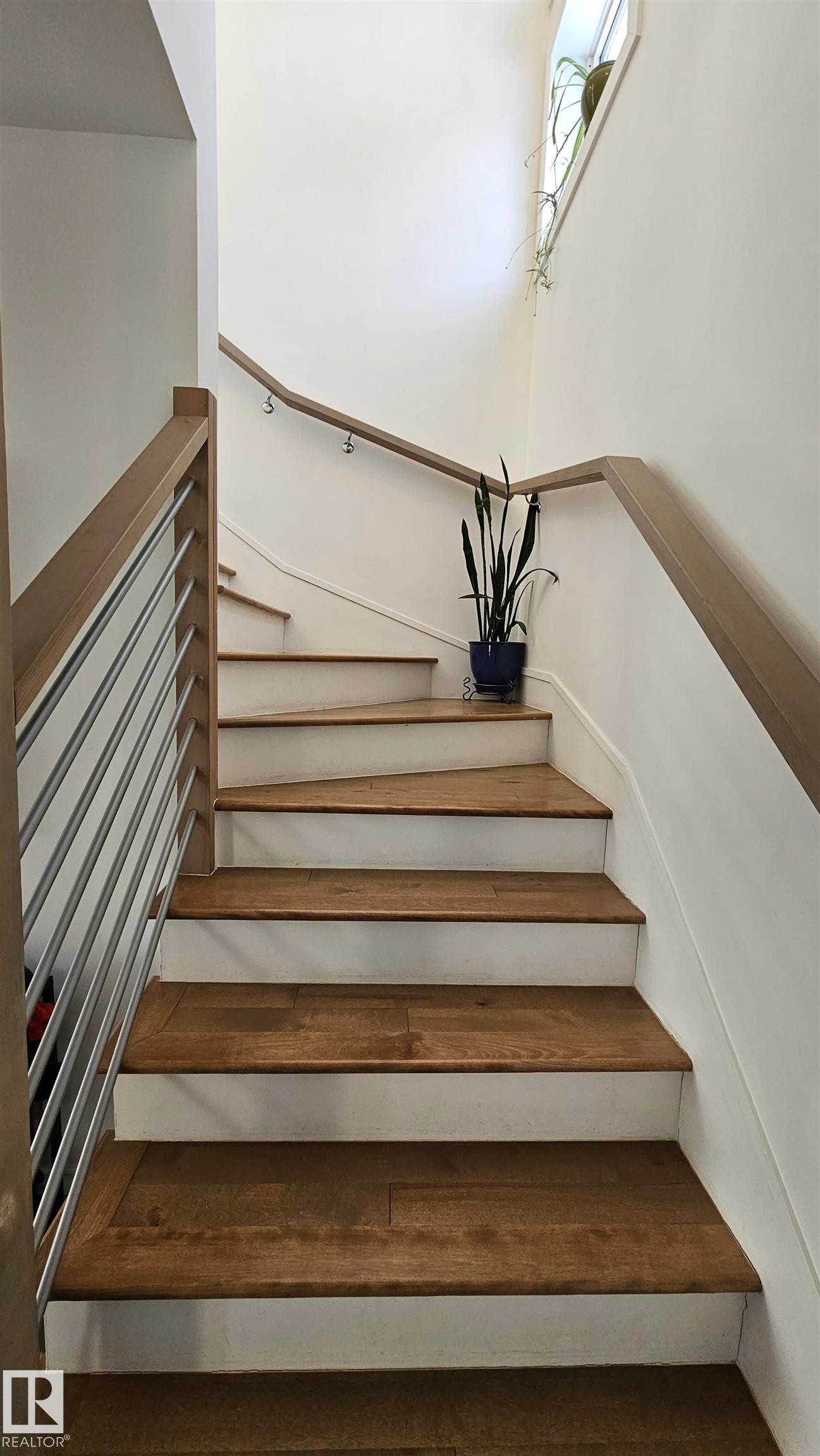 Stairs up to 2nd floor - 58513 Range Road 231, Rural Thorhild County, AB - Indoor Photo Showing Other Room