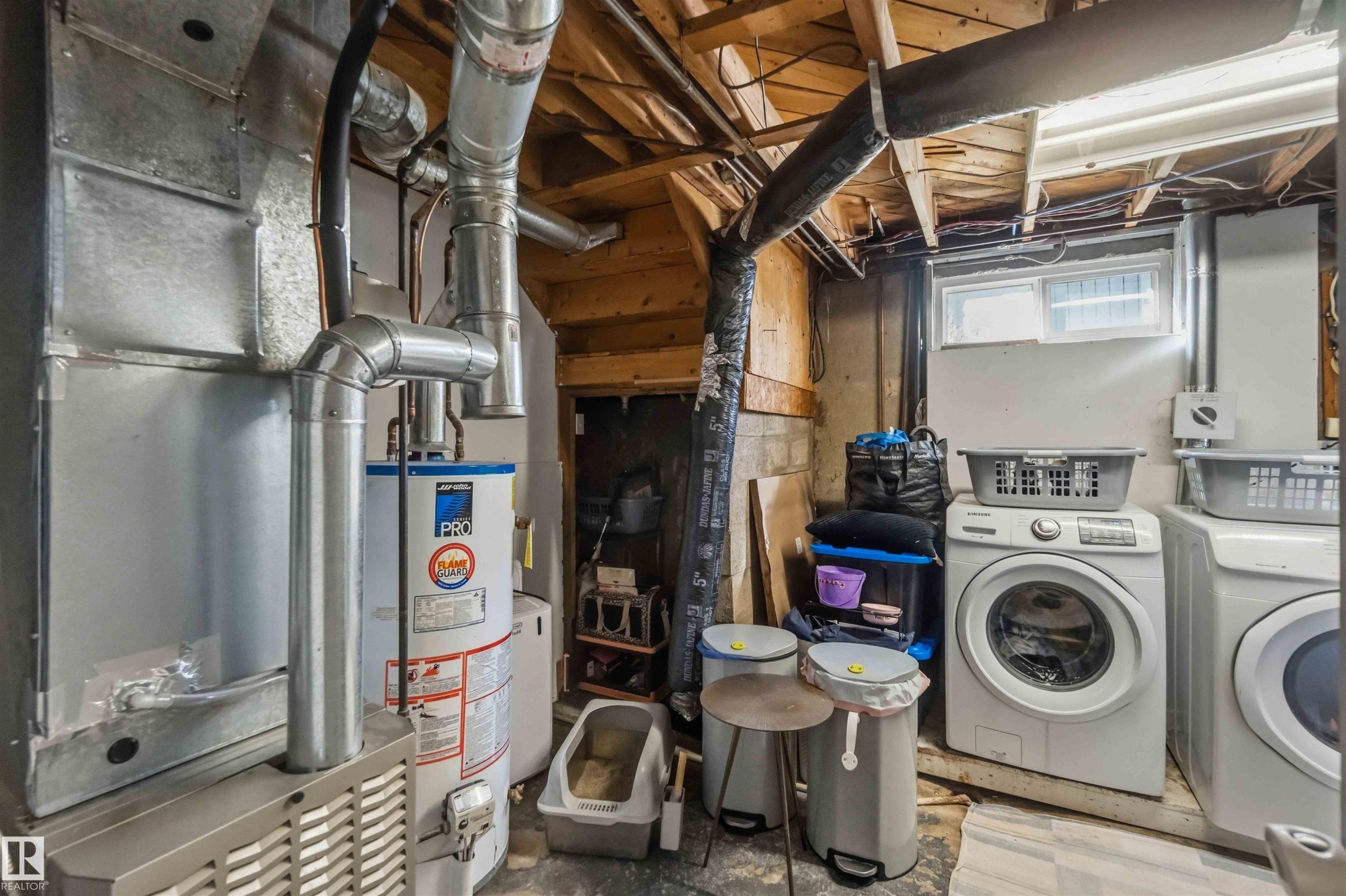 3119 110 Avenue, Edmonton, AB - Indoor Photo Showing Laundry Room