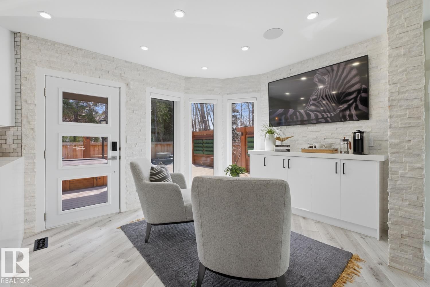 439 Rooney Crescent, Edmonton, AB - Indoor