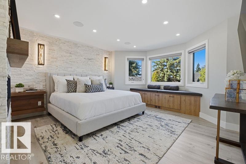 439 Rooney Crescent, Edmonton, AB - Indoor Photo Showing Bedroom
