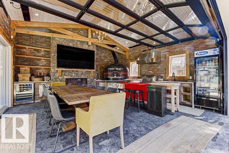 439 Rooney Crescent, Edmonton, AB - Indoor With Fireplace