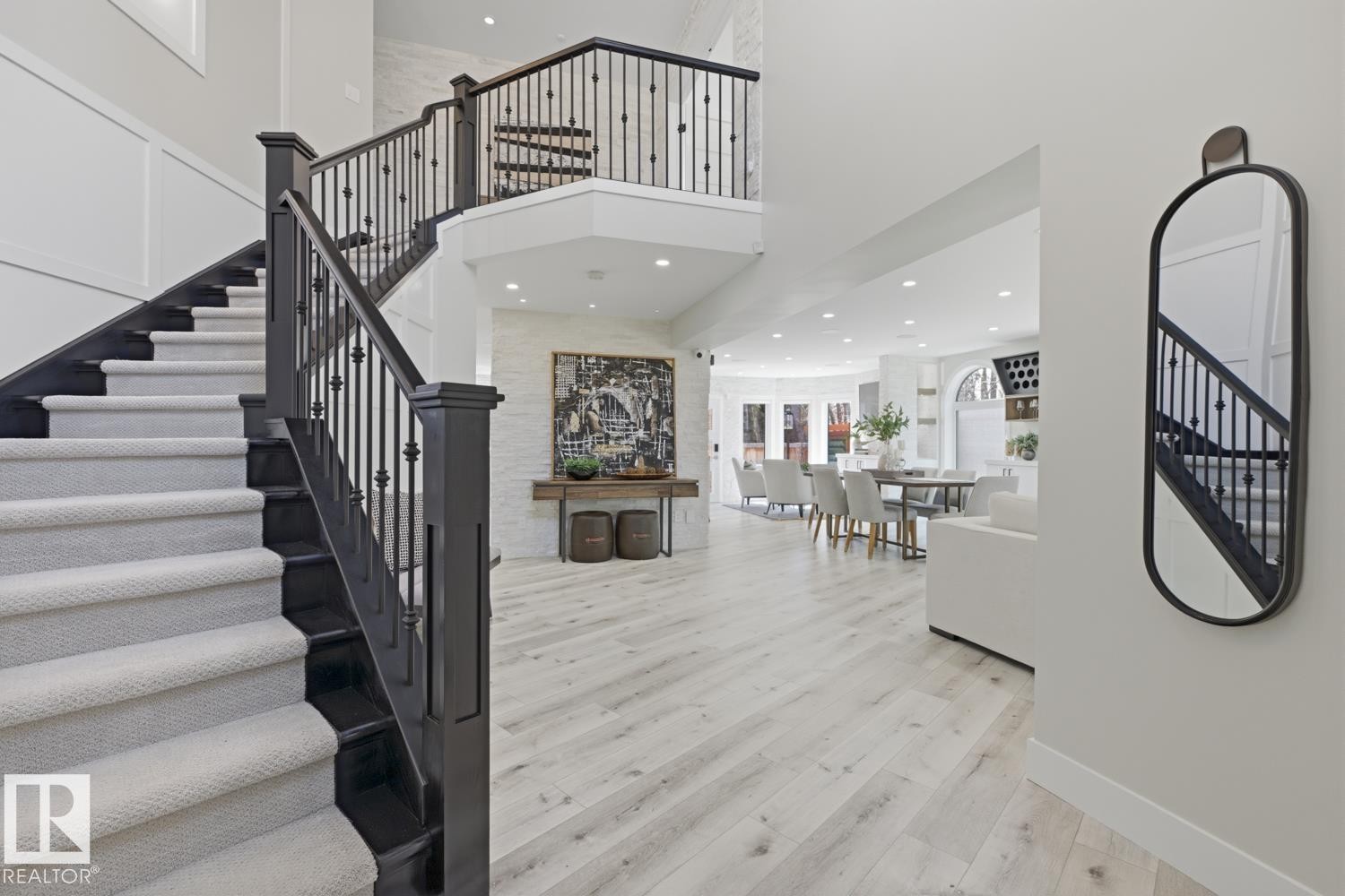 439 Rooney Crescent, Edmonton, AB - Indoor Photo Showing Other Room