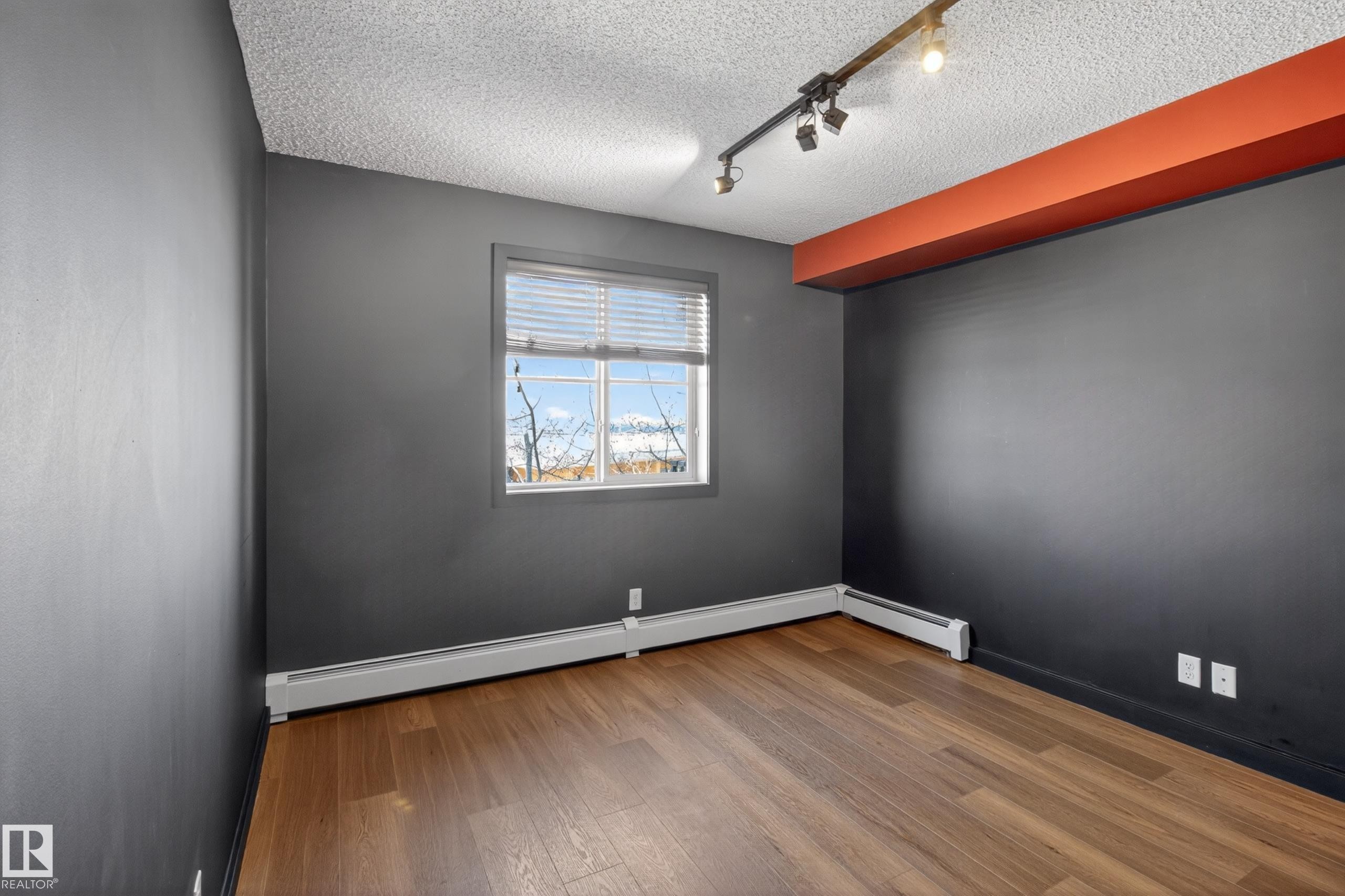 308 12045 22 Avenue, Edmonton, AB - Indoor Photo Showing Other Room