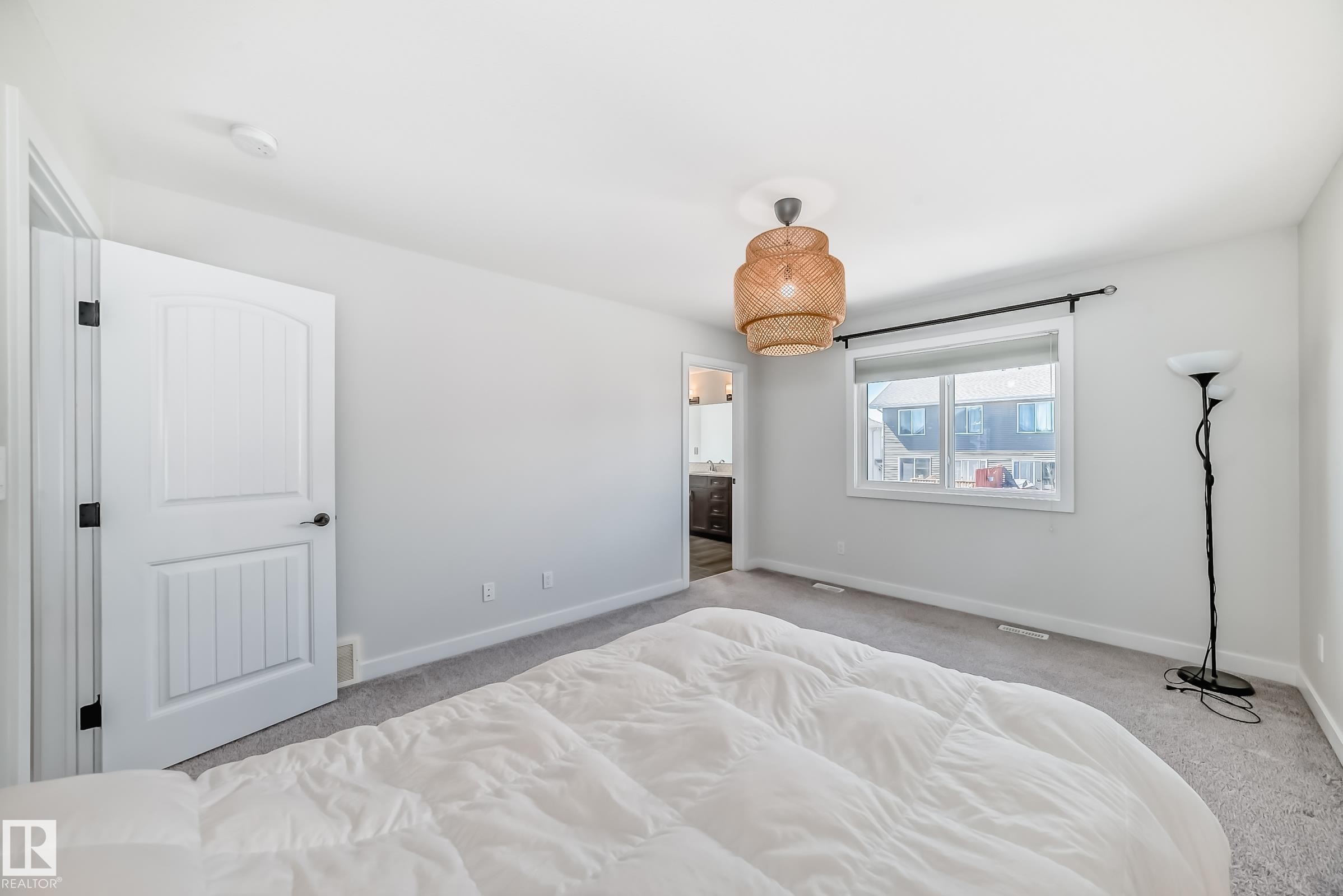 6479 Elston Loop, Edmonton, AB - Indoor Photo Showing Bedroom