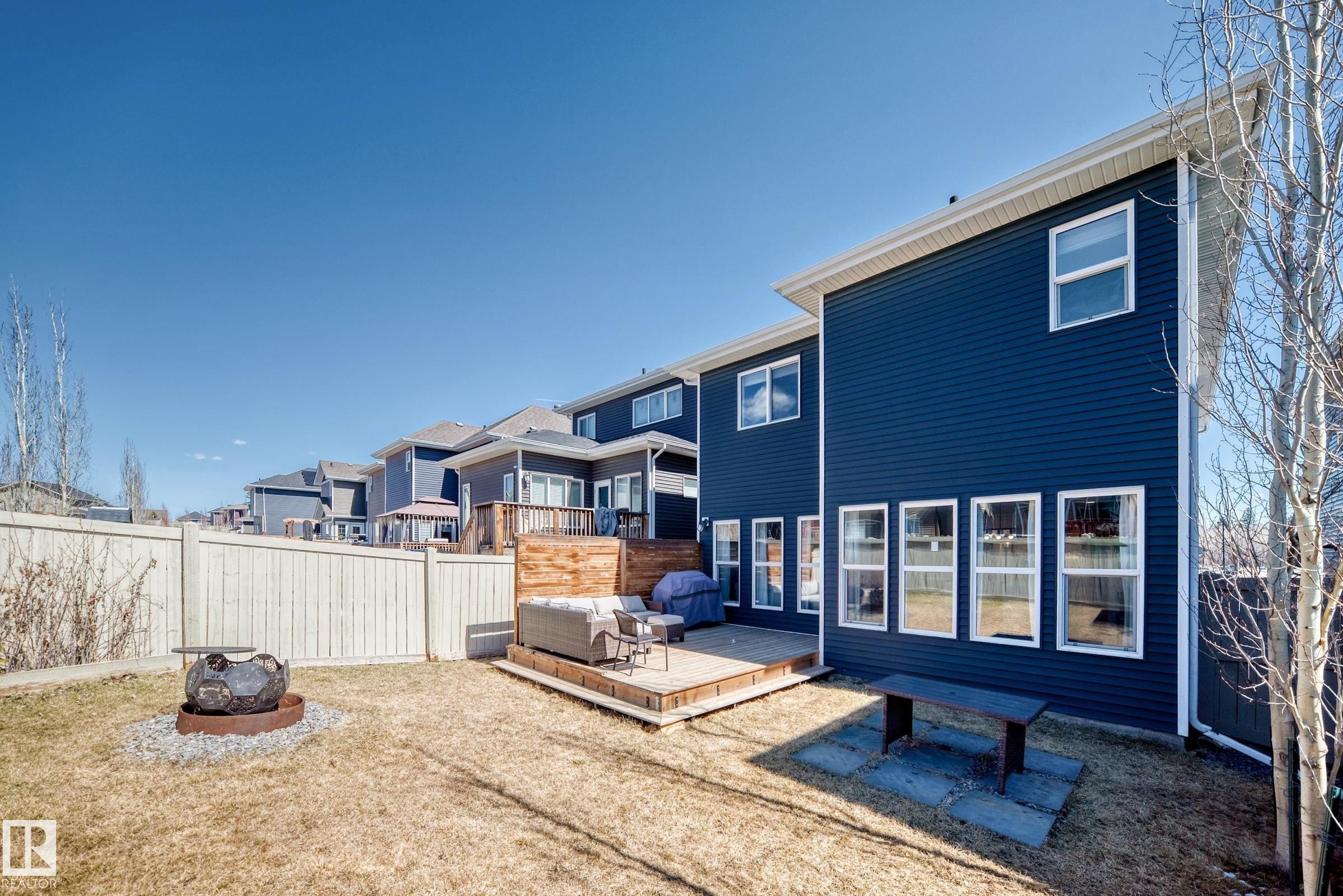 6479 Elston Loop, Edmonton, AB - Outdoor