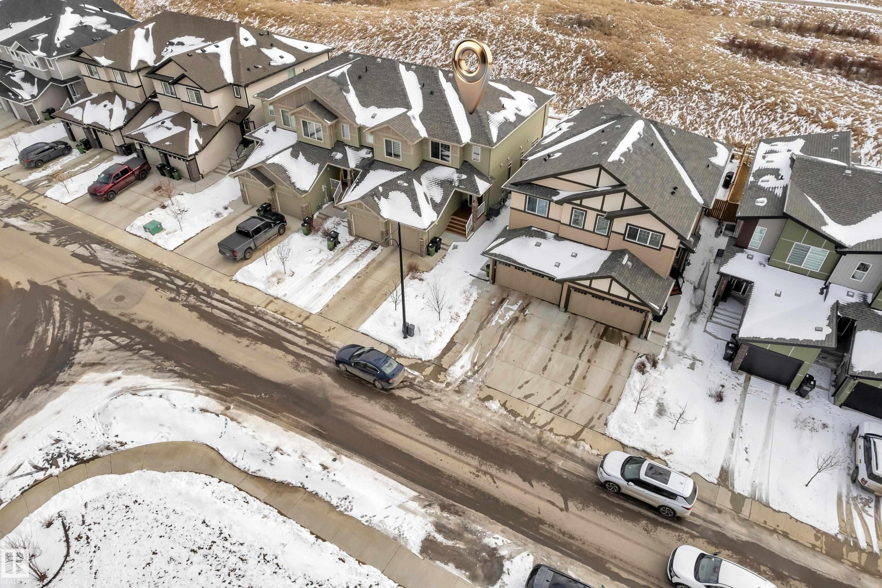 8781 Carson Way, Edmonton, AB -