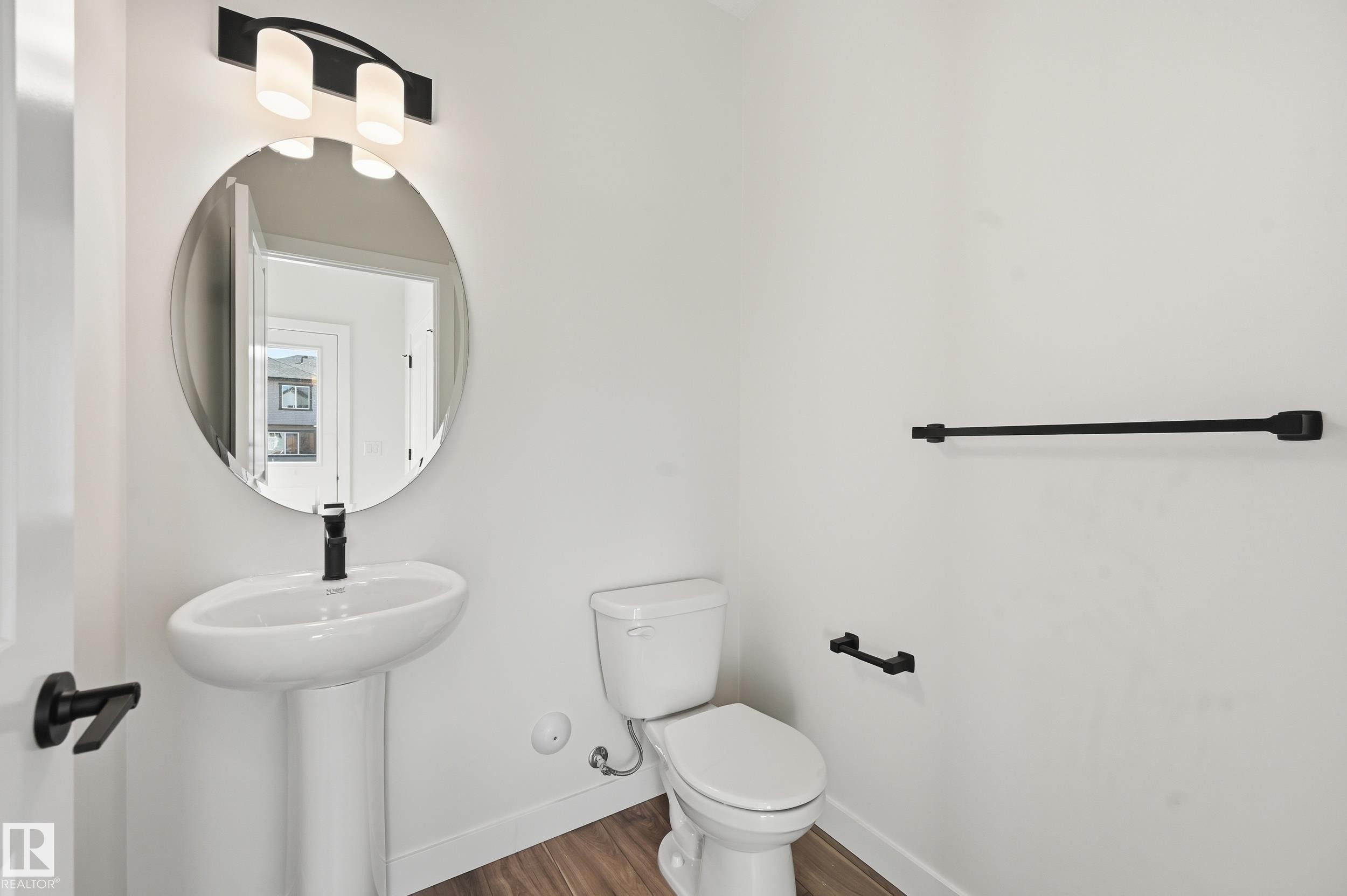 243 Wattle Road, Leduc, AB - Indoor Photo Showing Bathroom