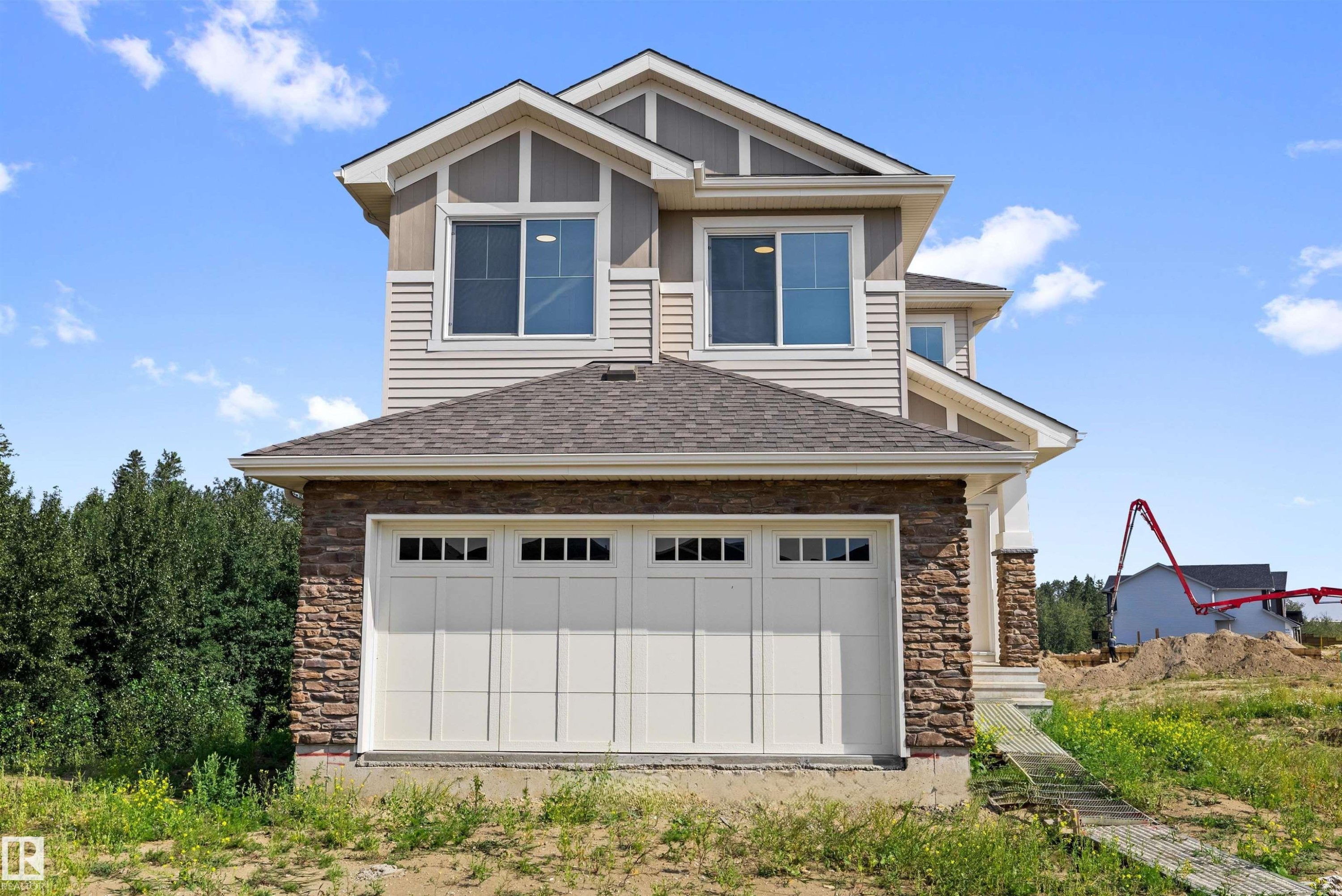 5921 Raven Crescent Nw, Edmonton, AB - Outdoor