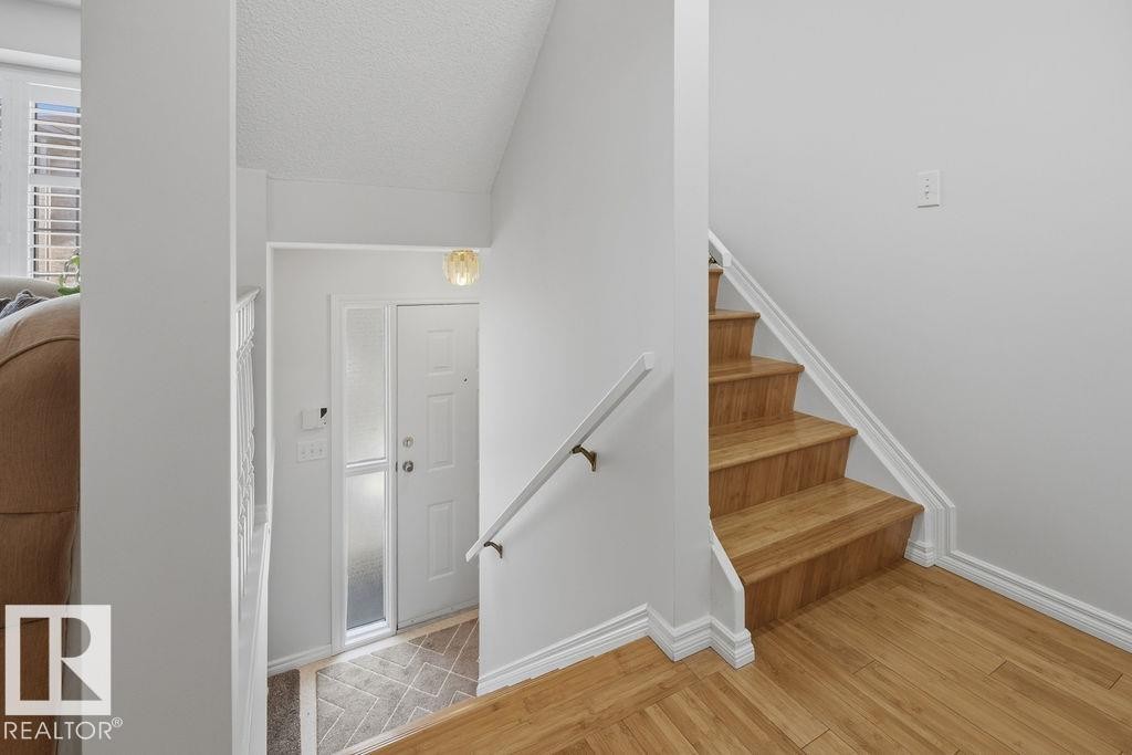 17624 96 Avenue, Edmonton, AB - Indoor Photo Showing Other Room
