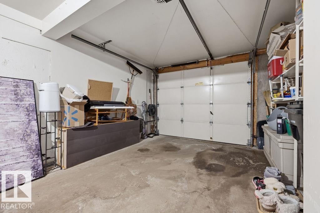 17624 96 Avenue, Edmonton, AB - Indoor Photo Showing Garage