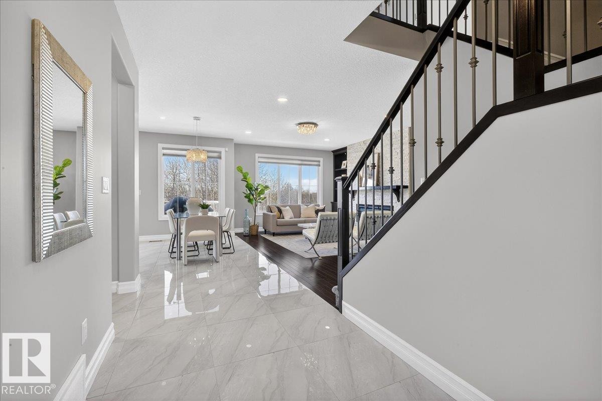 1380 Graydon Hill Way, Edmonton, AB - Indoor Photo Showing Other Room
