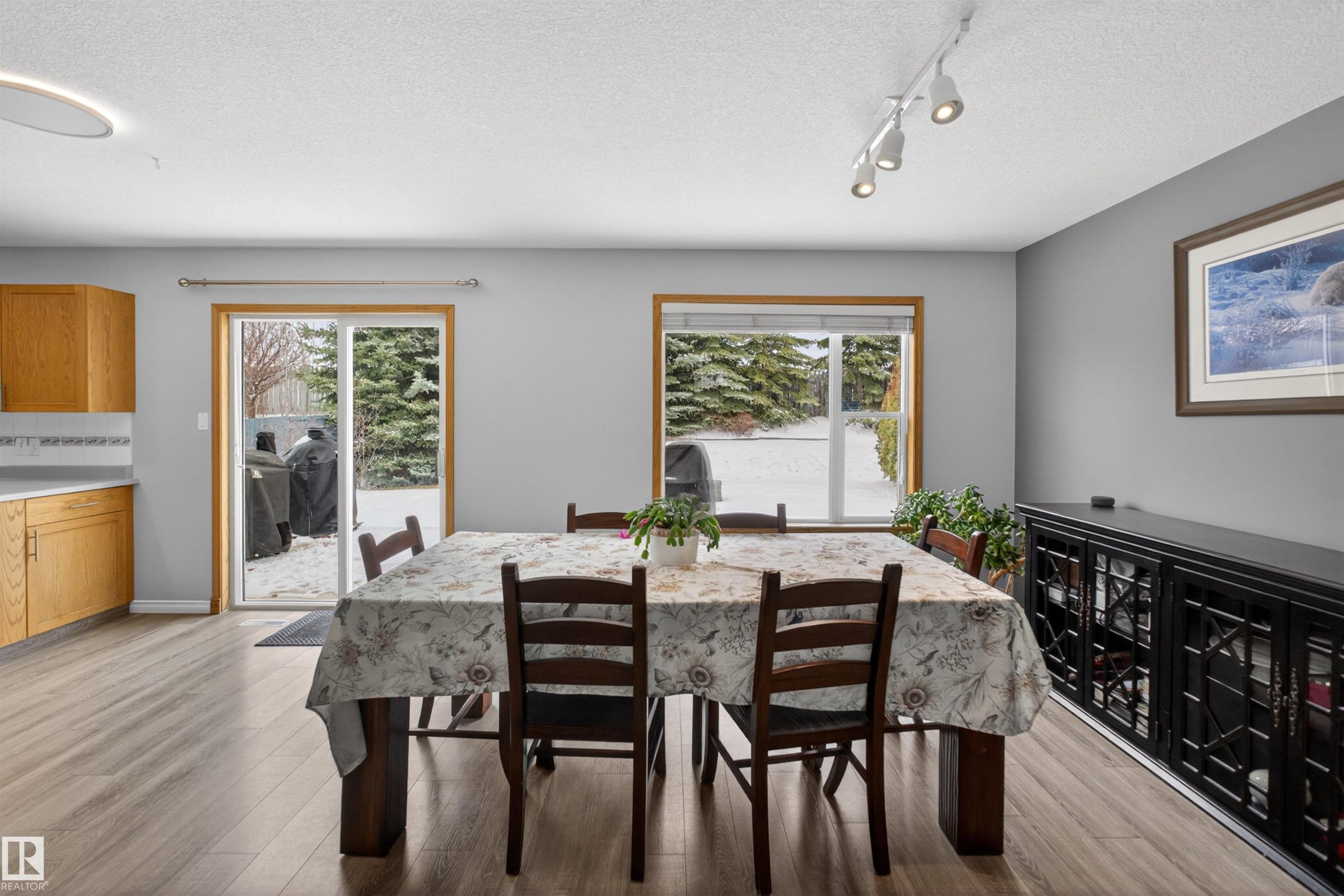 874 Ryan Place, Edmonton, AB - Indoor Photo Showing Dining Room
