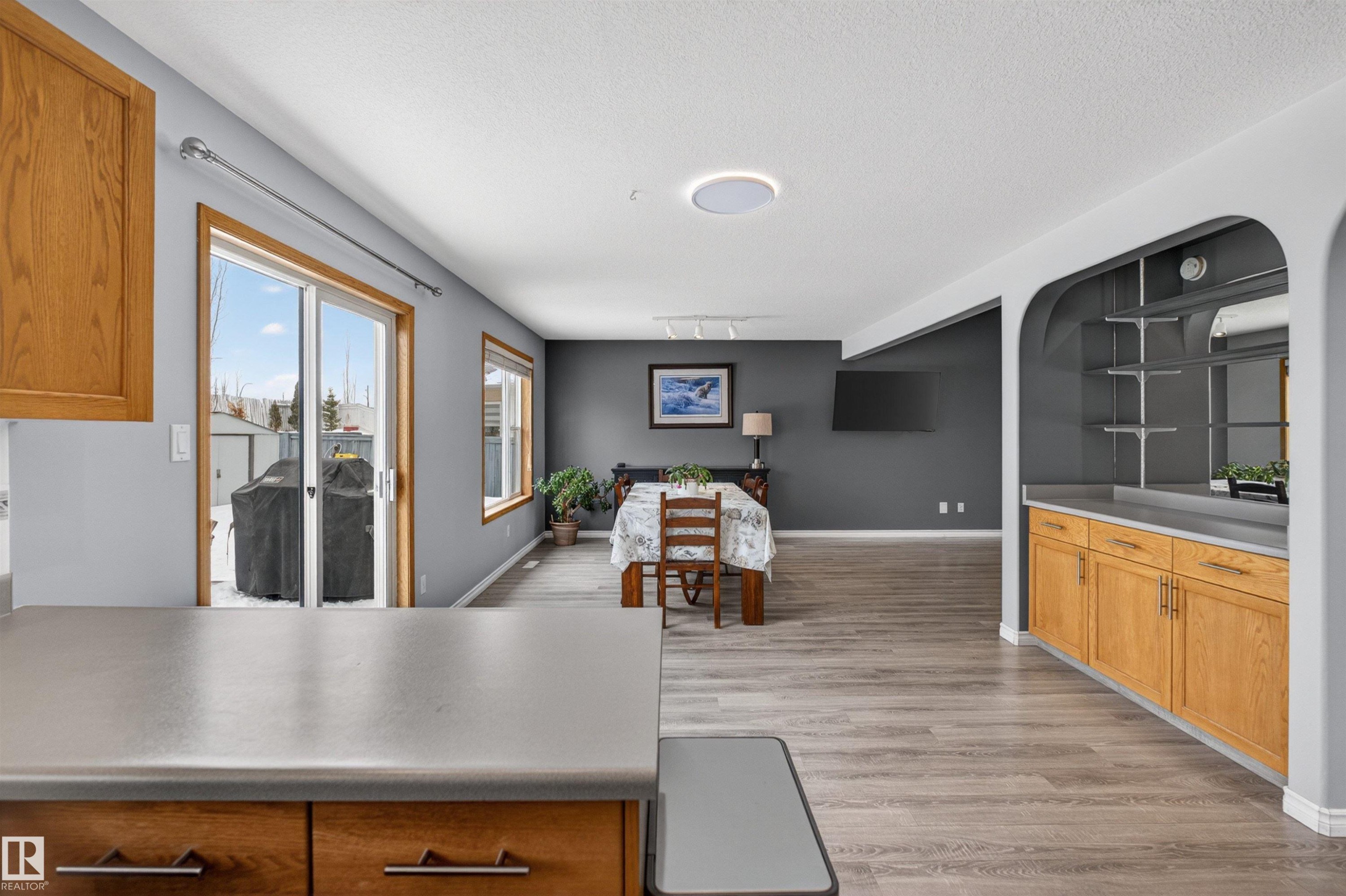 874 Ryan Place, Edmonton, AB - Indoor