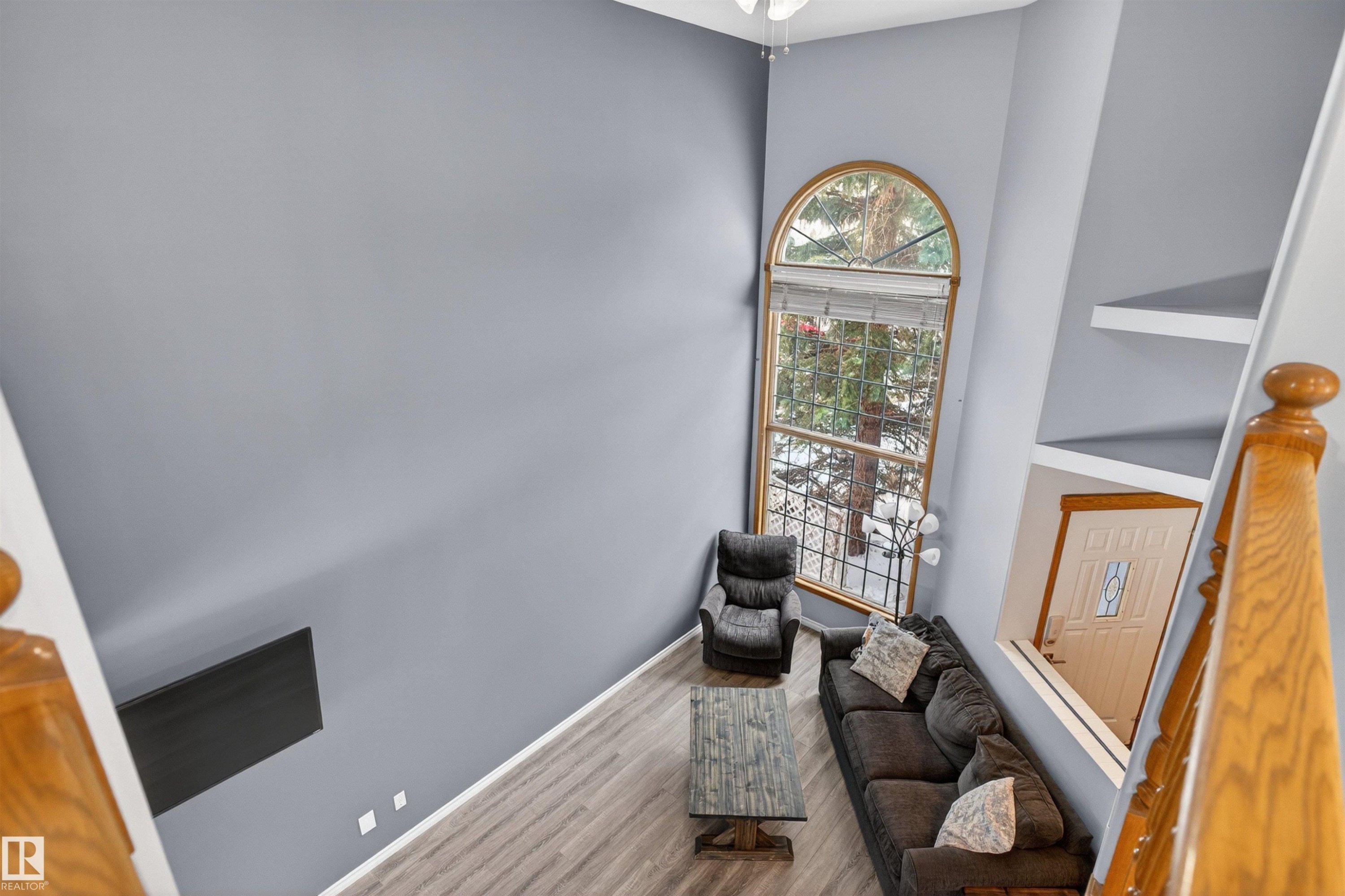 874 Ryan Place, Edmonton, AB - Indoor
