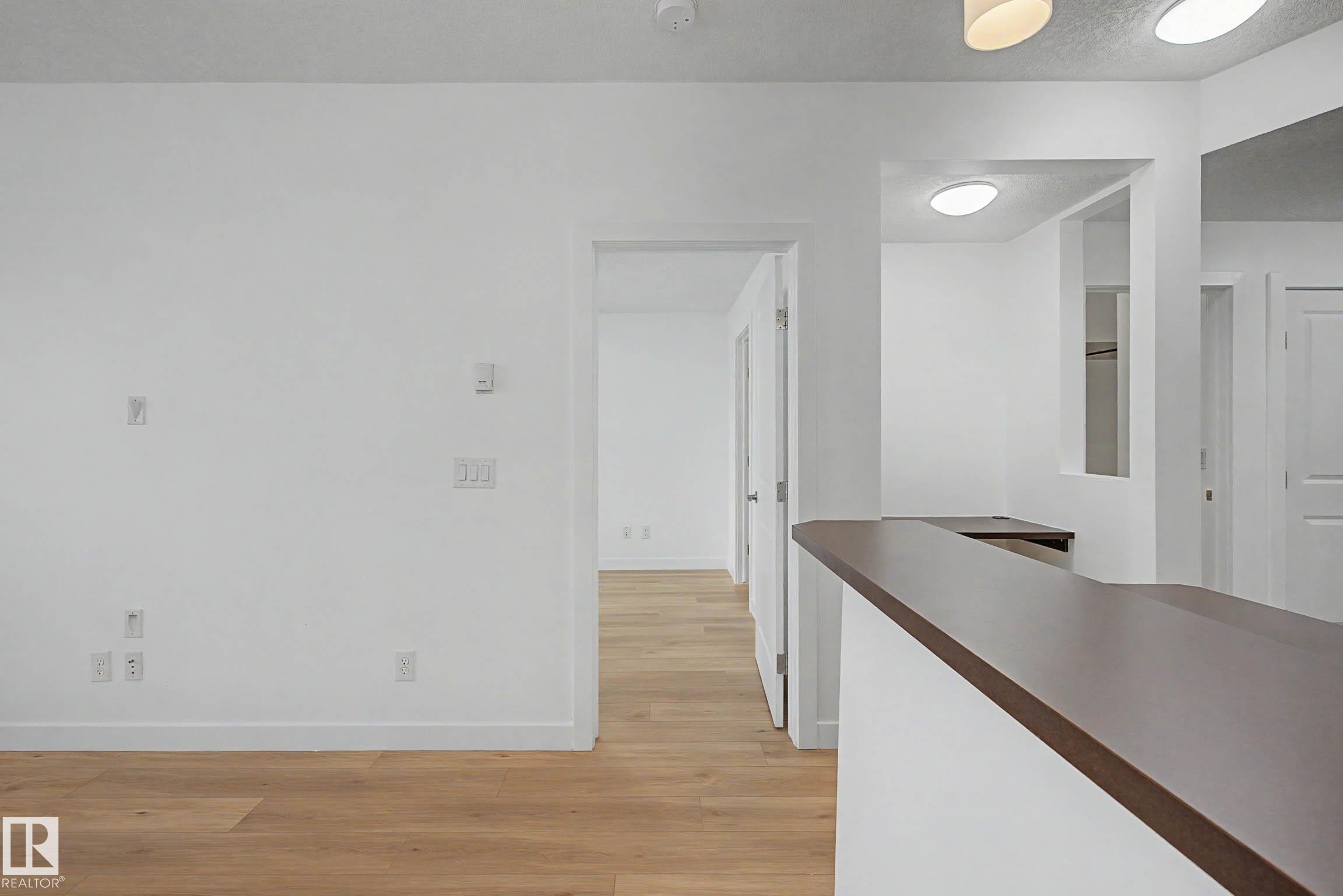123 2584 Anderson Way, Edmonton, AB - Indoor Photo Showing Other Room