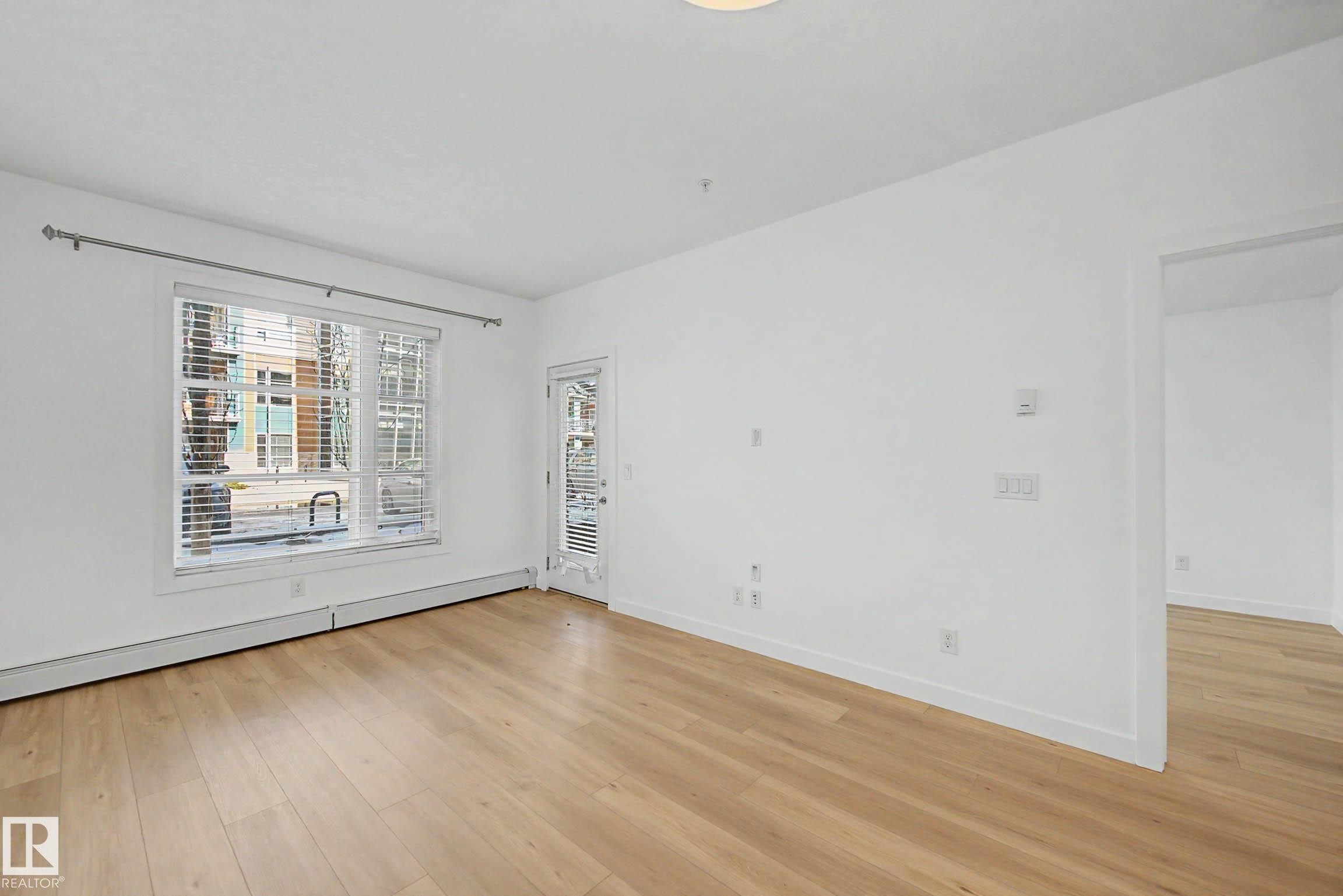 123 2584 Anderson Way, Edmonton, AB - Indoor Photo Showing Other Room
