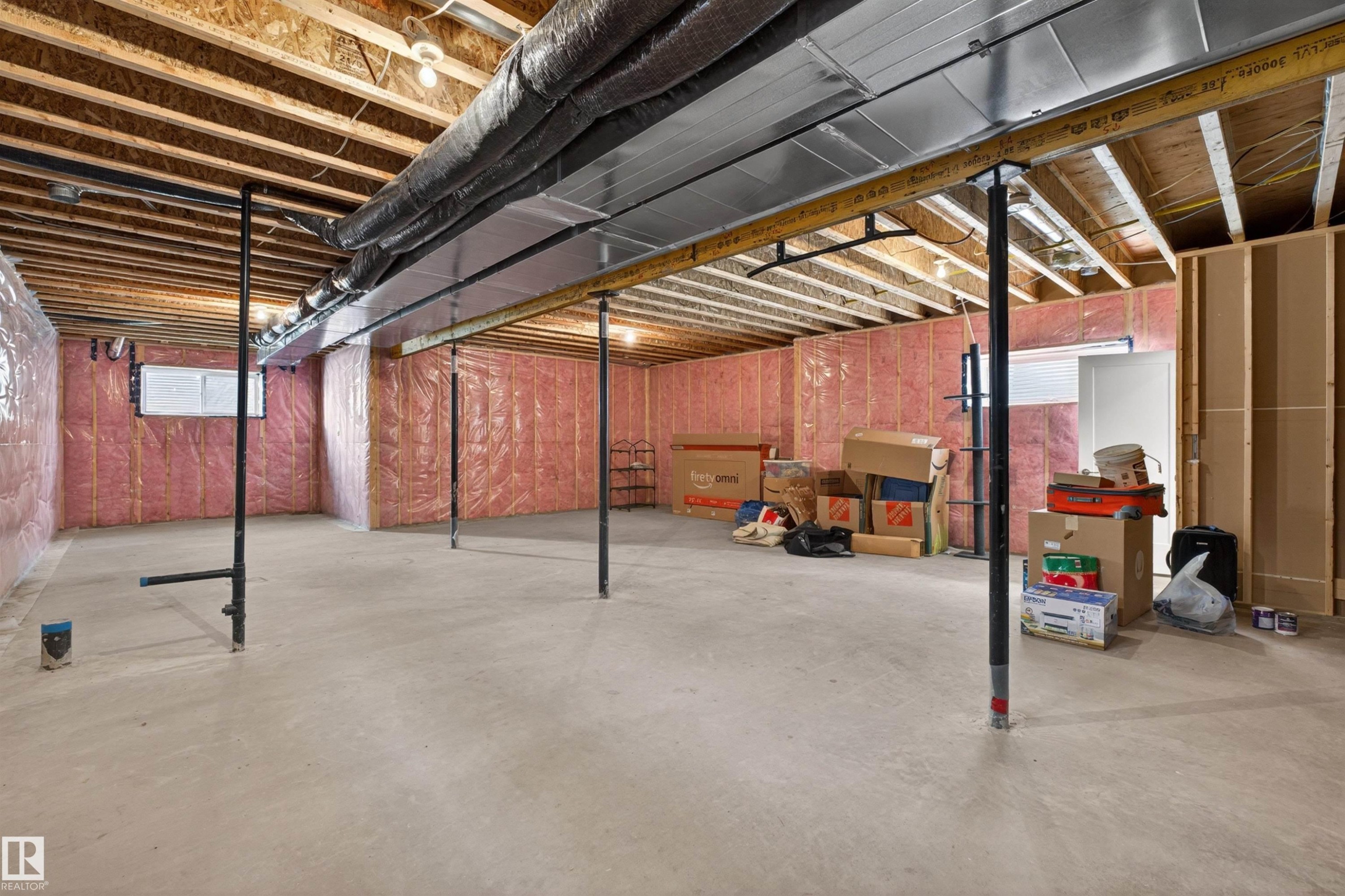 3381 Chickadee Drive, Edmonton, AB - Indoor Photo Showing Basement