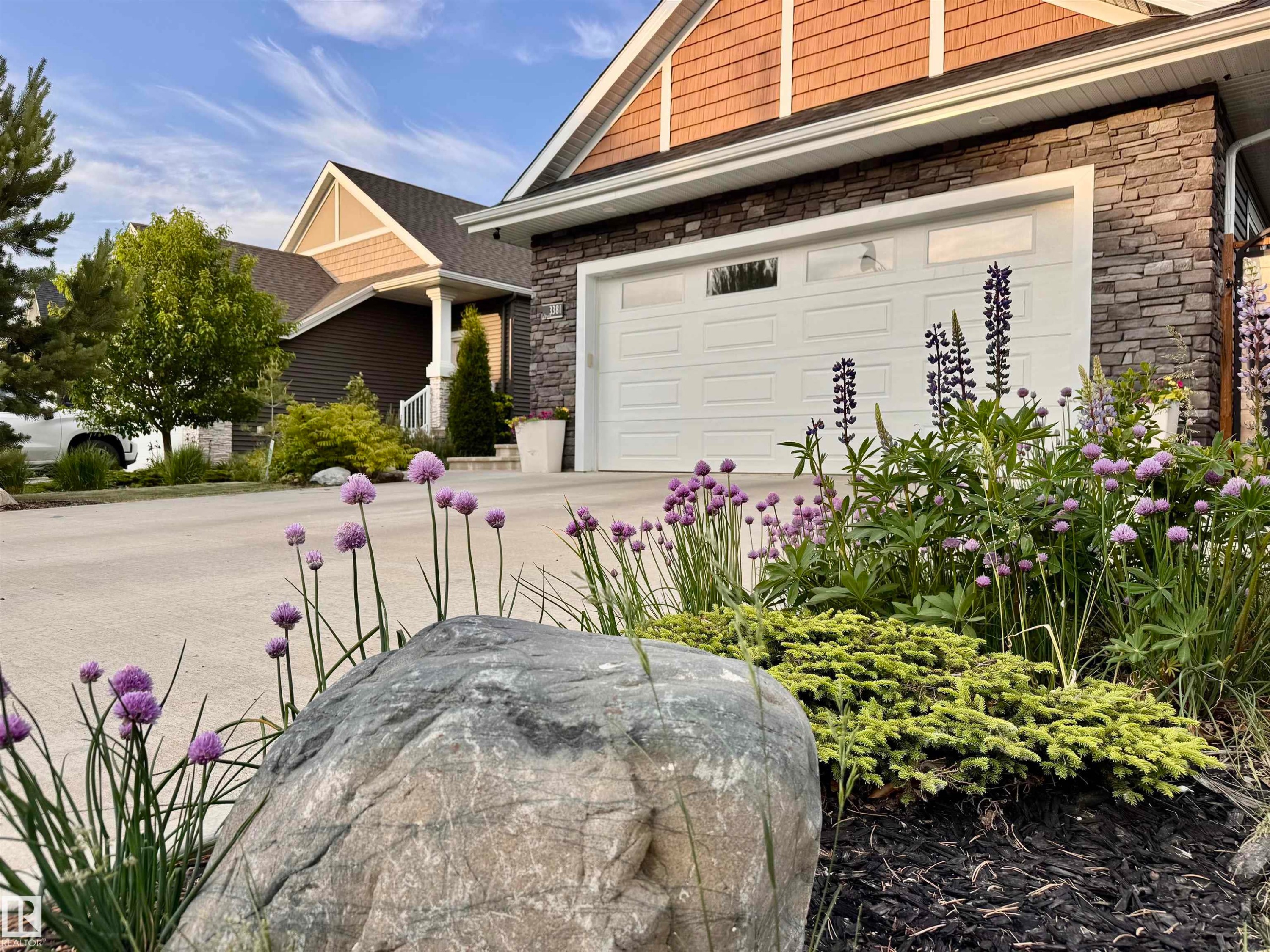 3381 Chickadee Drive, Edmonton, AB - Outdoor