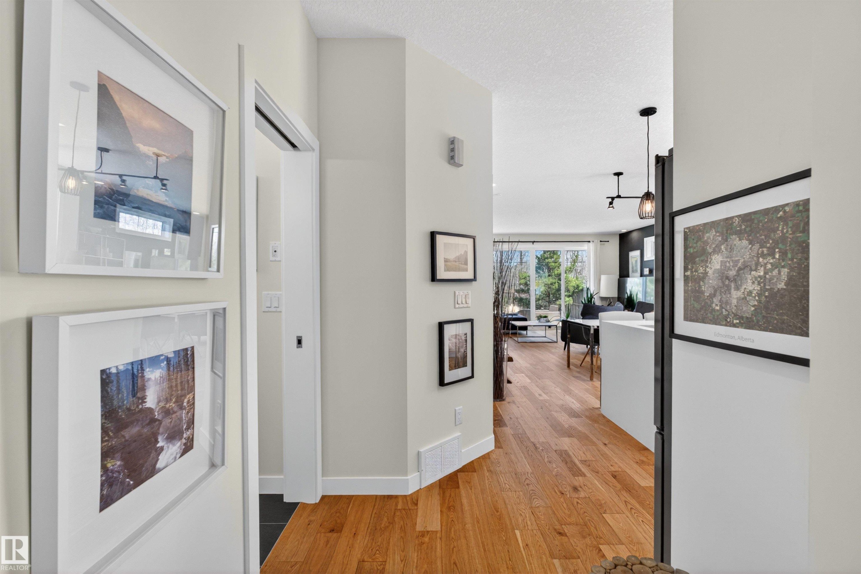 3381 Chickadee Drive, Edmonton, AB - Indoor Photo Showing Other Room