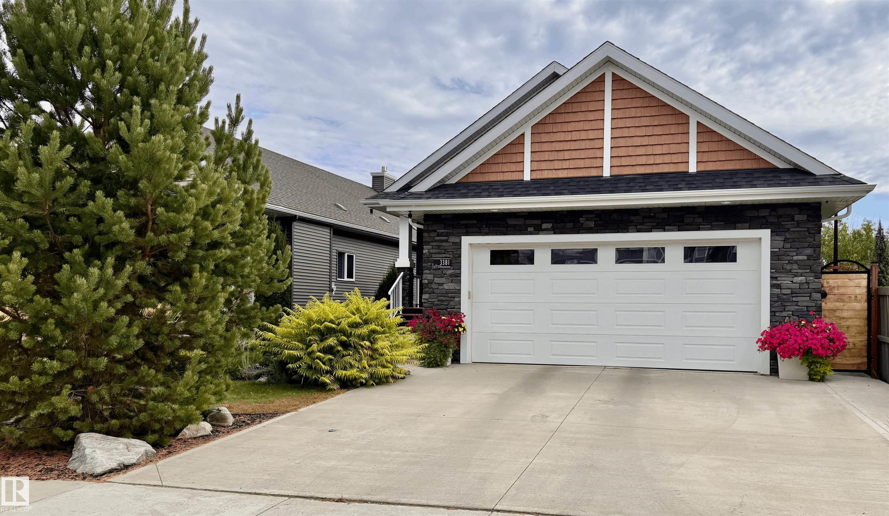 3381 Chickadee Drive, Edmonton, AB - Outdoor