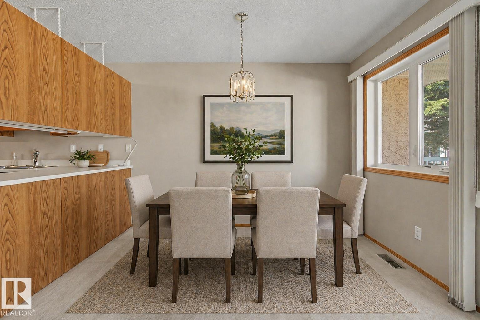 17434 Callingwood Road, Edmonton, AB - Indoor Photo Showing Dining Room