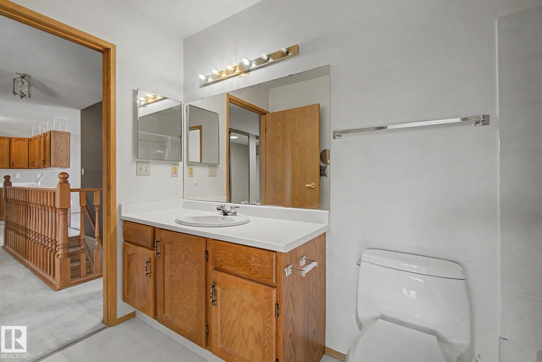 17434 Callingwood Road, Edmonton, AB - Indoor Photo Showing Bathroom