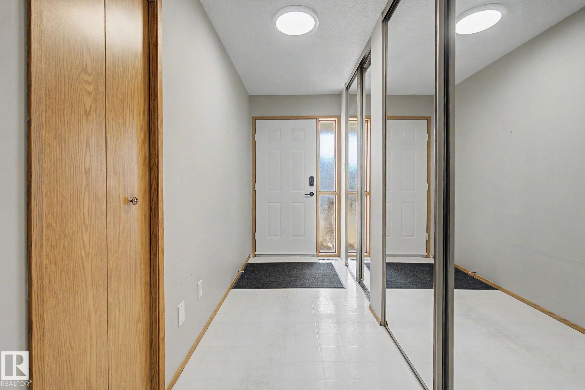 17434 Callingwood Road, Edmonton, AB - Indoor Photo Showing Other Room