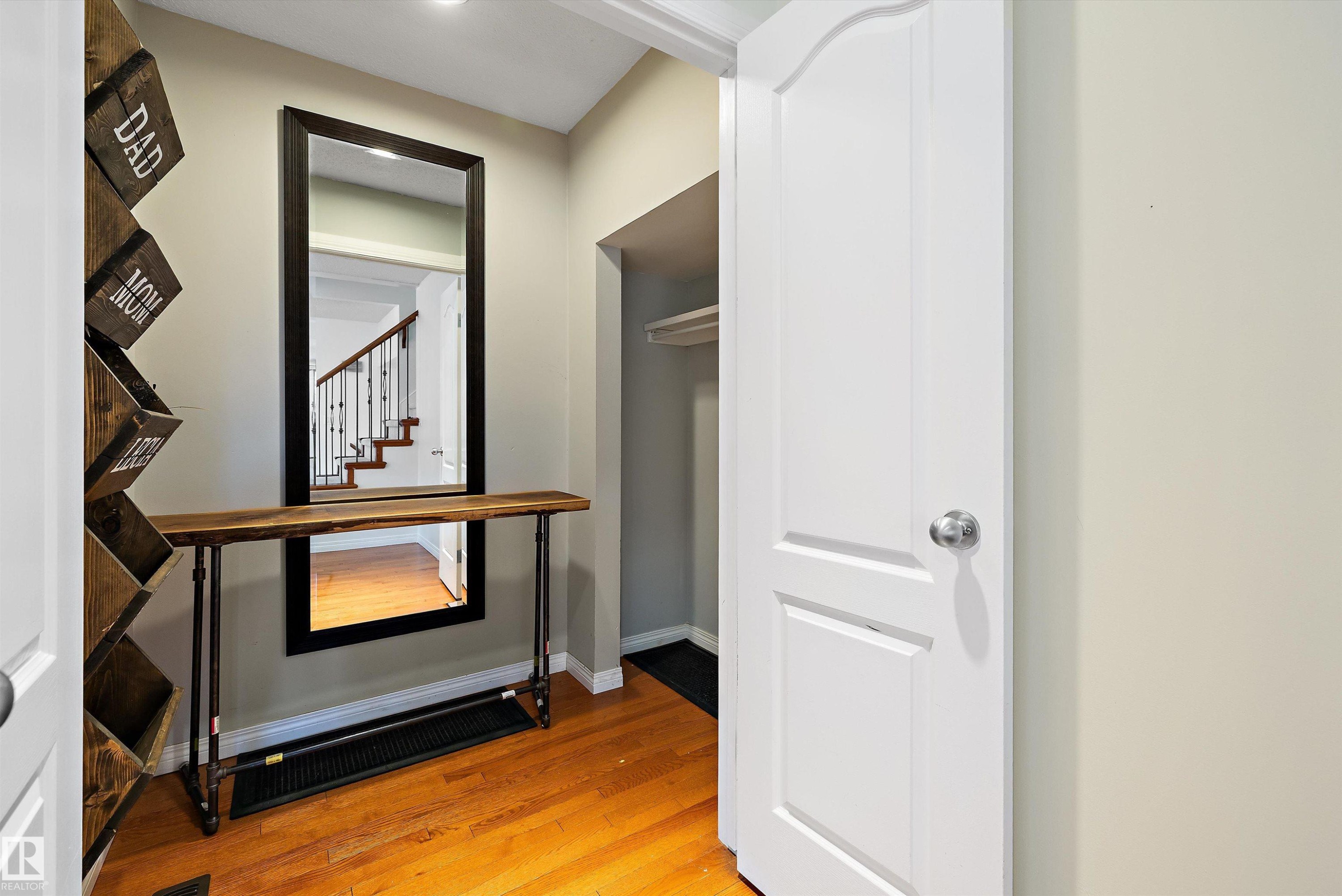 115 Walker Road, Edmonton, AB - Indoor Photo Showing Other Room