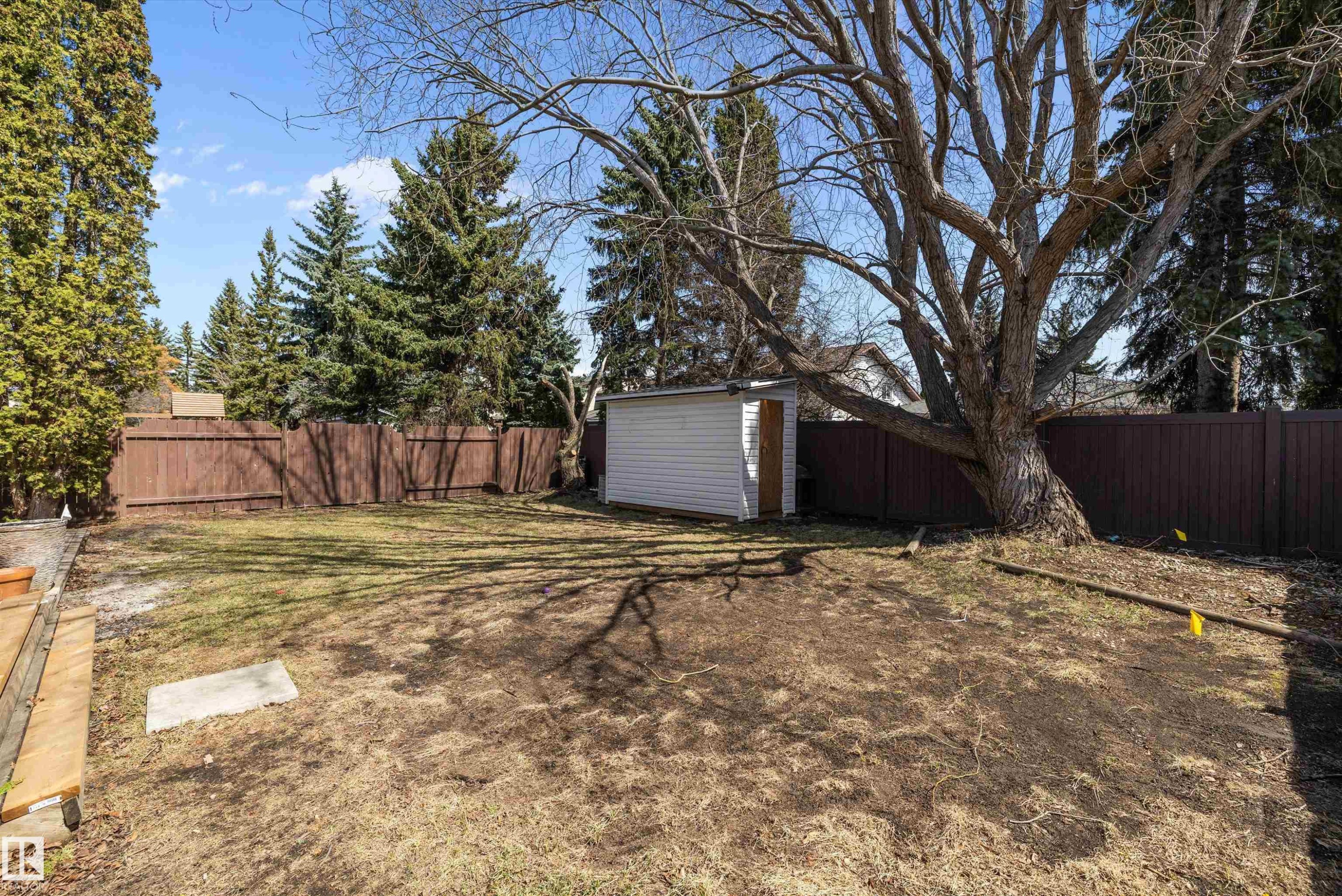 115 Walker Road, Edmonton, AB - Outdoor