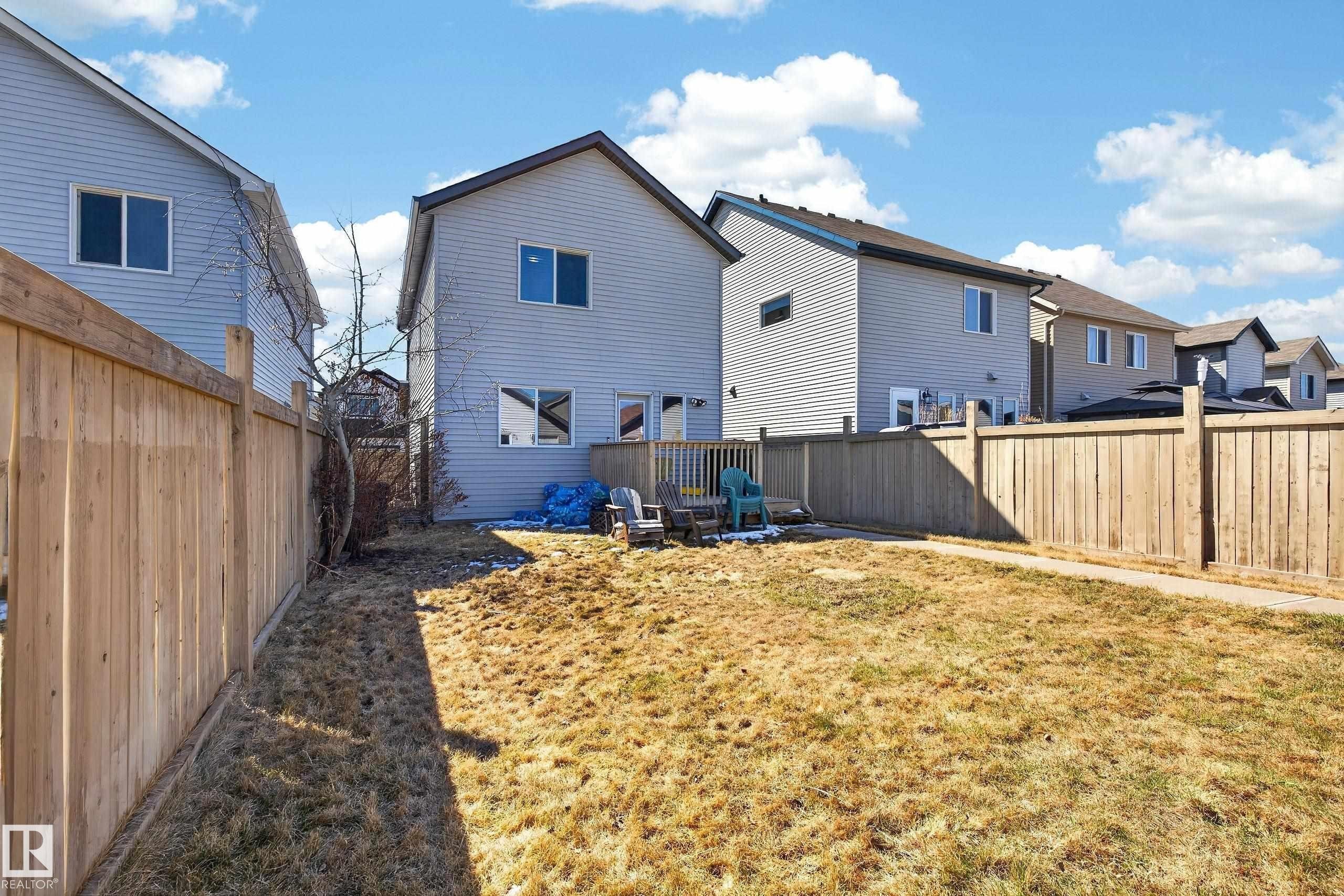 5636 18 Avenue, Edmonton, AB - Outdoor