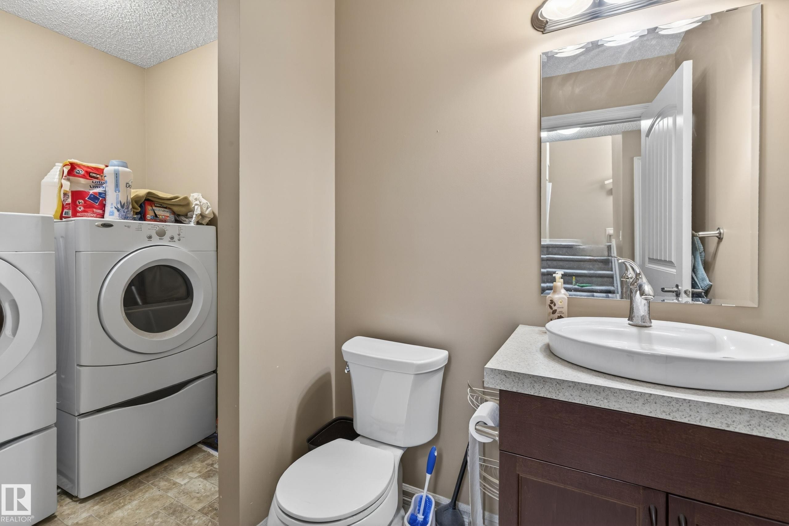 5636 18 Avenue, Edmonton, AB - Indoor Photo Showing Laundry Room