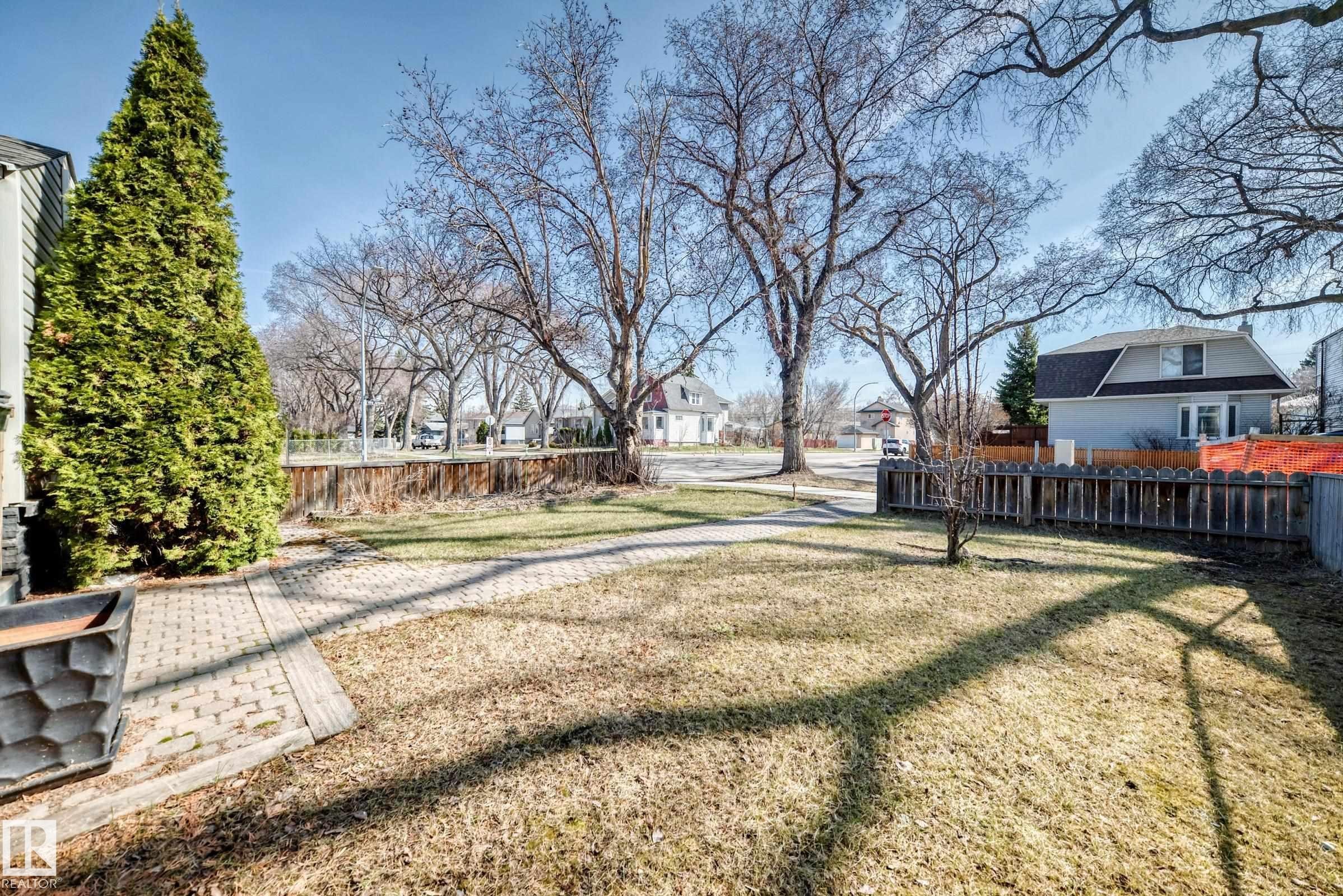 12146 95 Street, Edmonton, AB - Outdoor