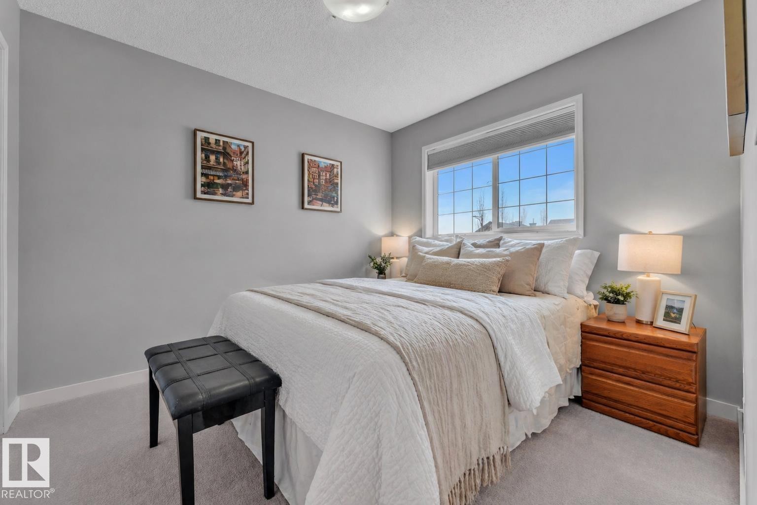 1309 Mcallister Way, Edmonton, AB - Indoor Photo Showing Bedroom