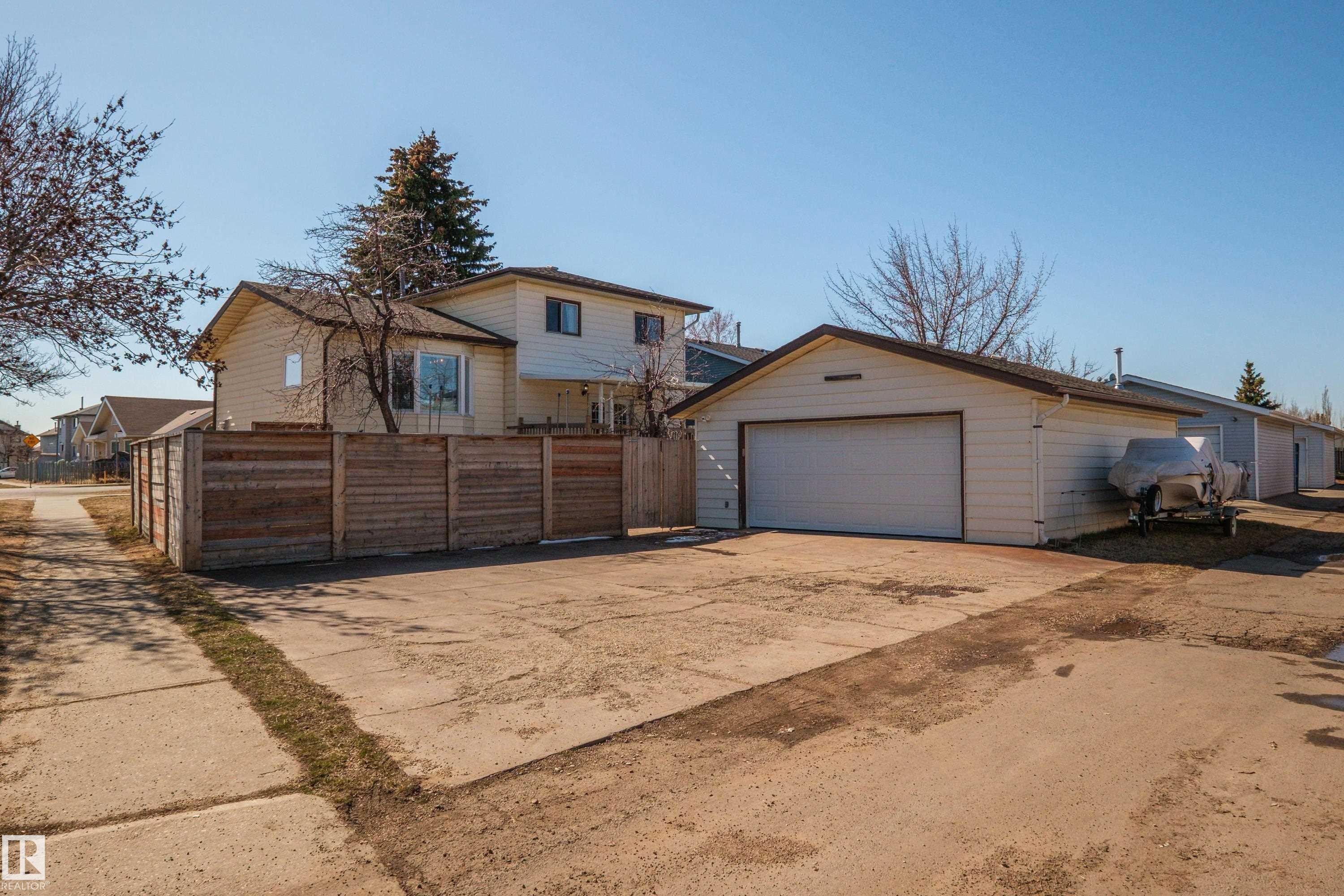 17828 91 Street, Edmonton, AB - Outdoor