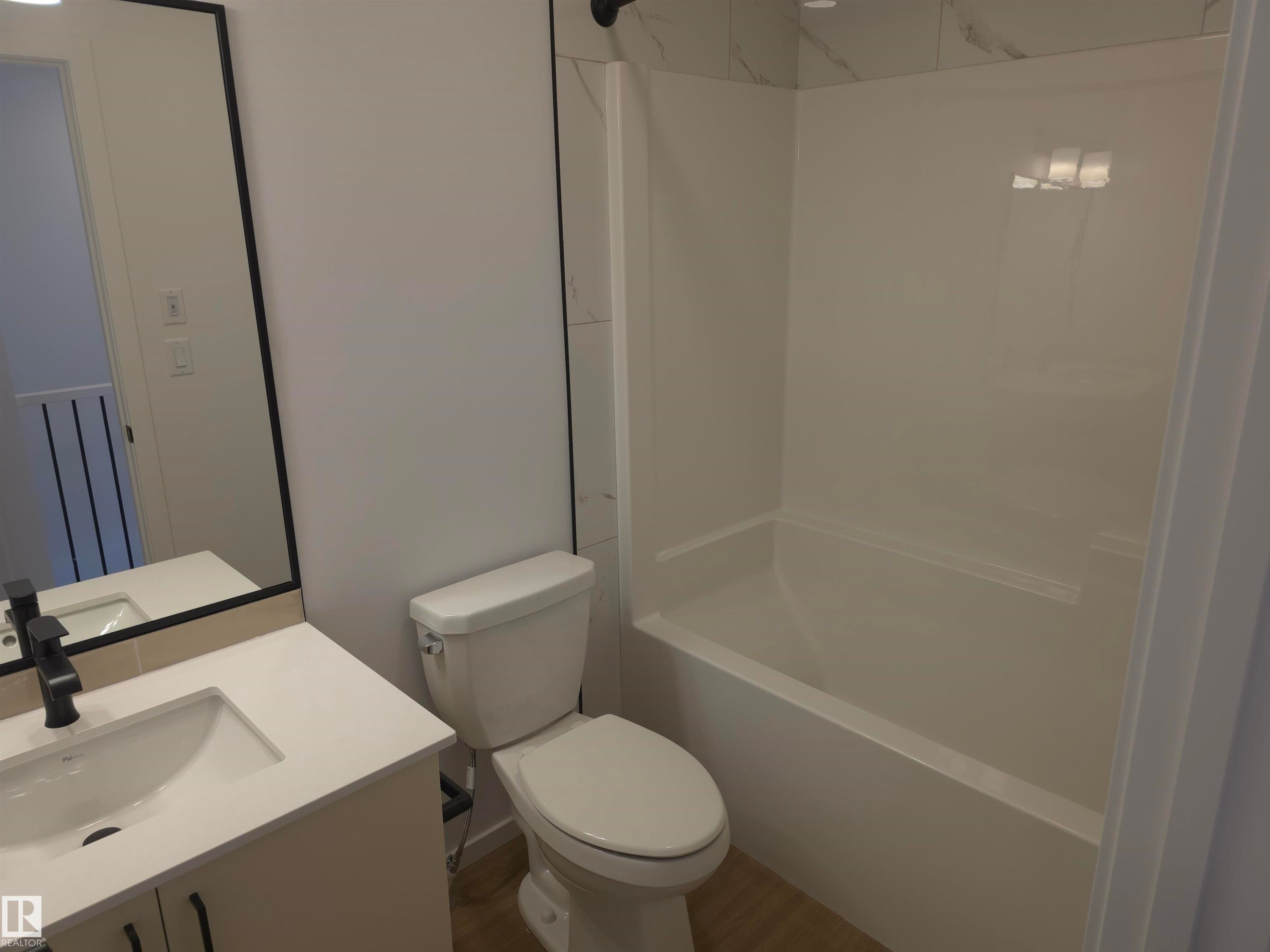 43 Eton Link, Spruce Grove, AB - Indoor Photo Showing Bathroom