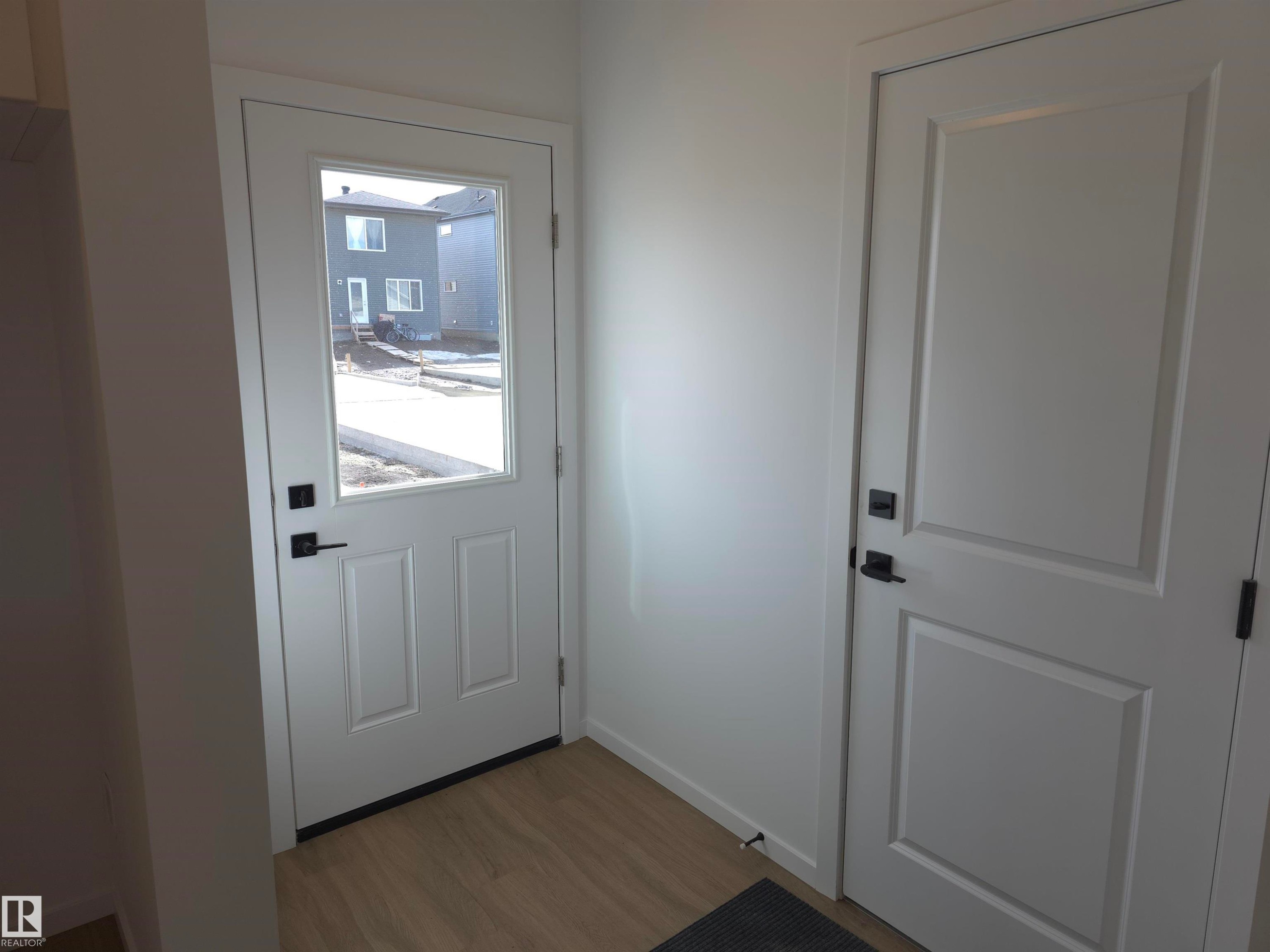 43 Eton Link, Spruce Grove, AB - Indoor Photo Showing Other Room