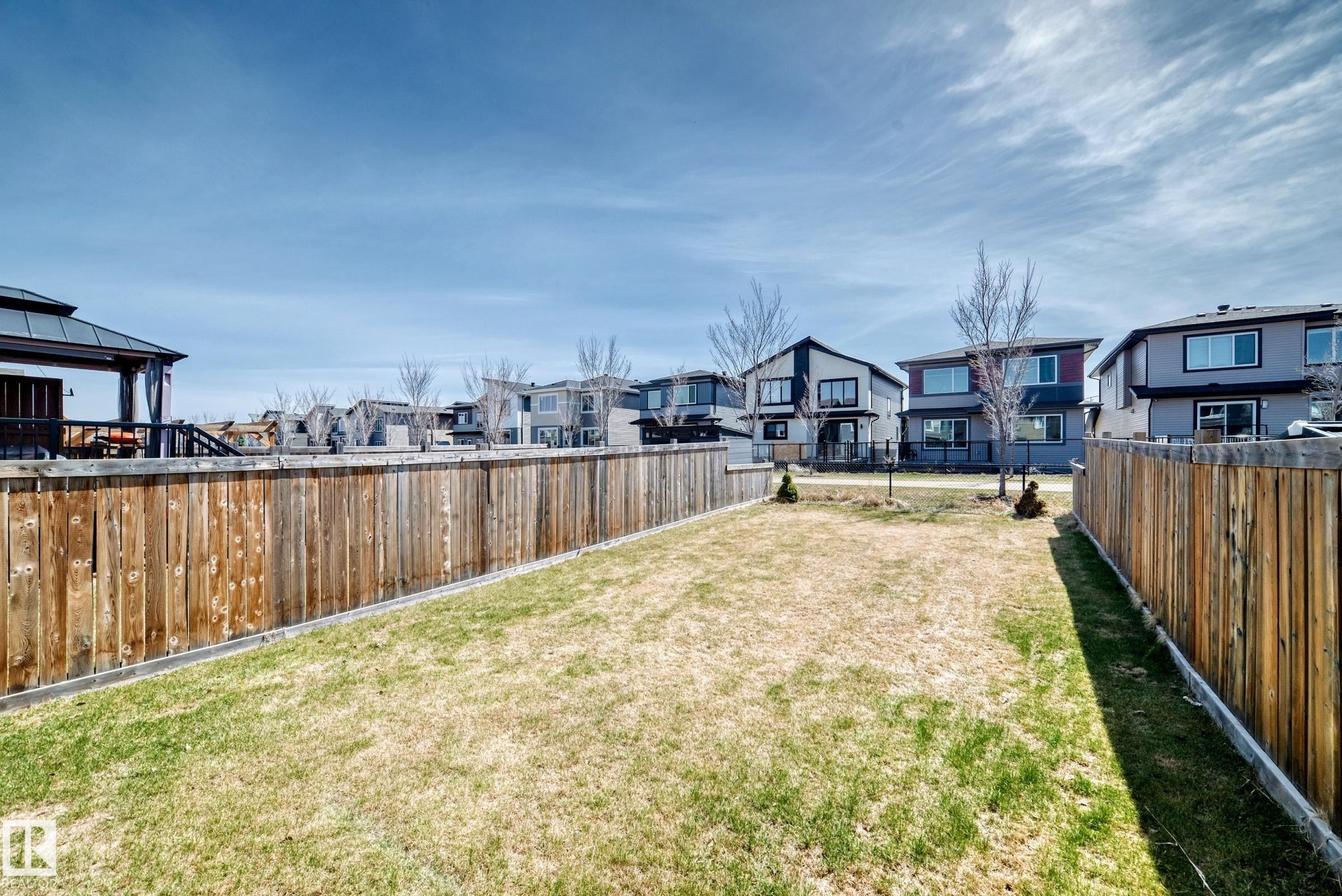 5227 Crabapple Link, Edmonton, AB - Outdoor
