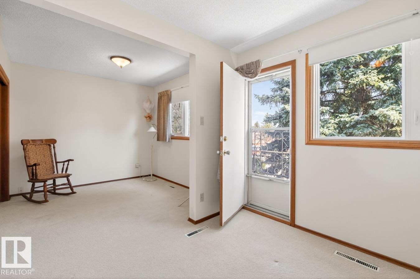 6036 105B Street, Edmonton, AB - Indoor Photo Showing Other Room