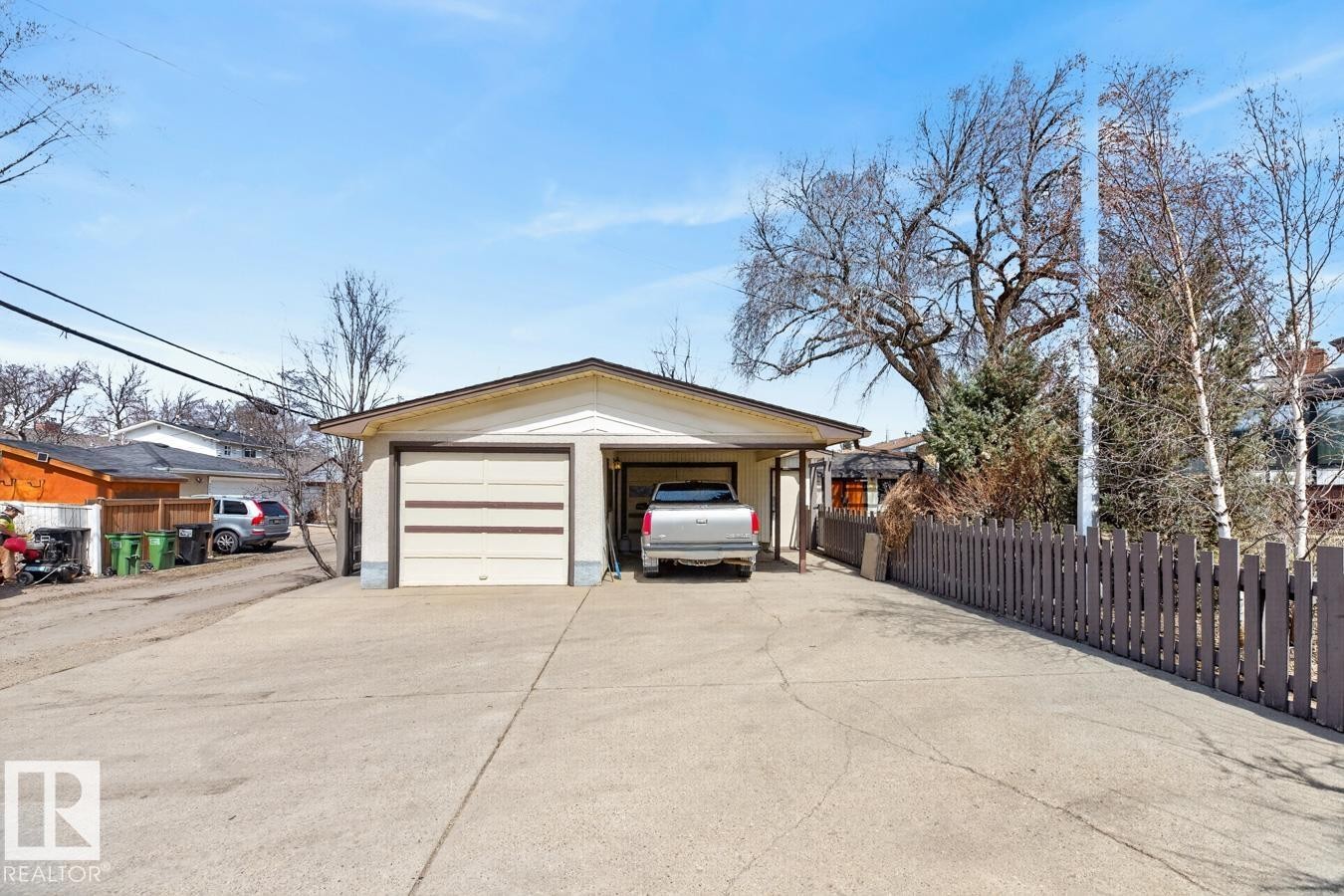 6036 105B Street, Edmonton, AB - Outdoor