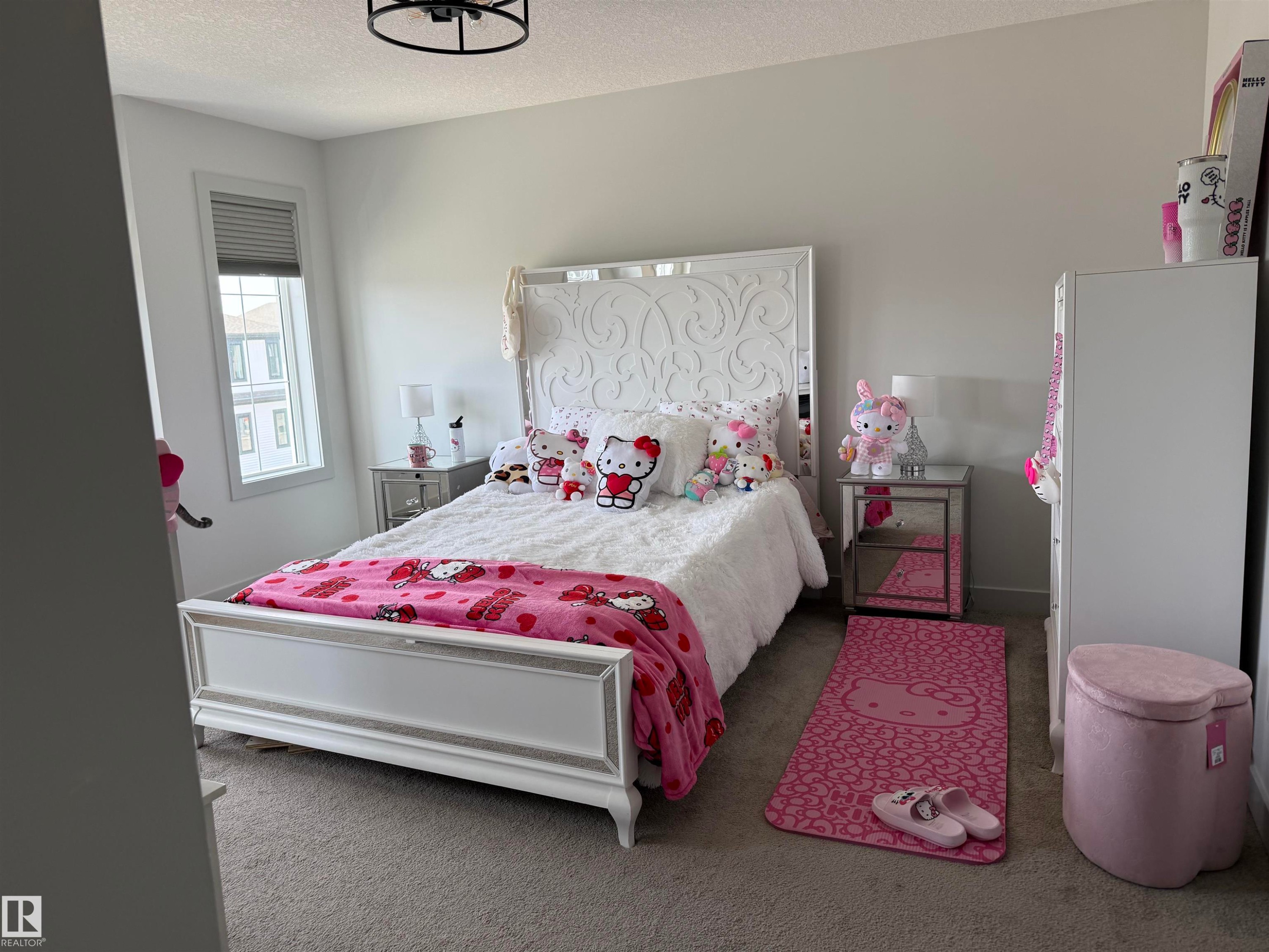 33 Sumac Close, Fort Saskatchewan, AB - Indoor Photo Showing Bedroom