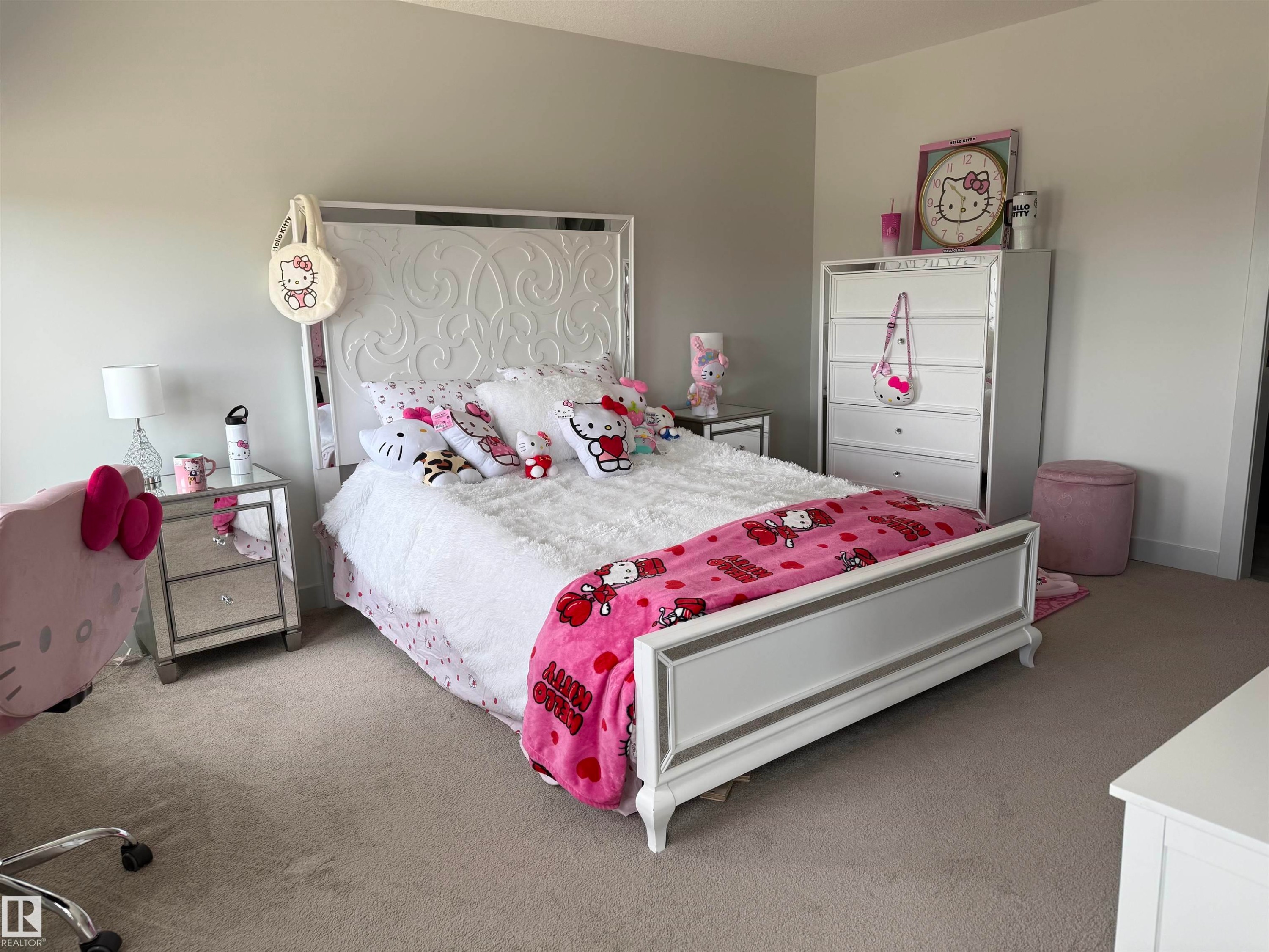 33 Sumac Close, Fort Saskatchewan, AB - Indoor Photo Showing Bedroom
