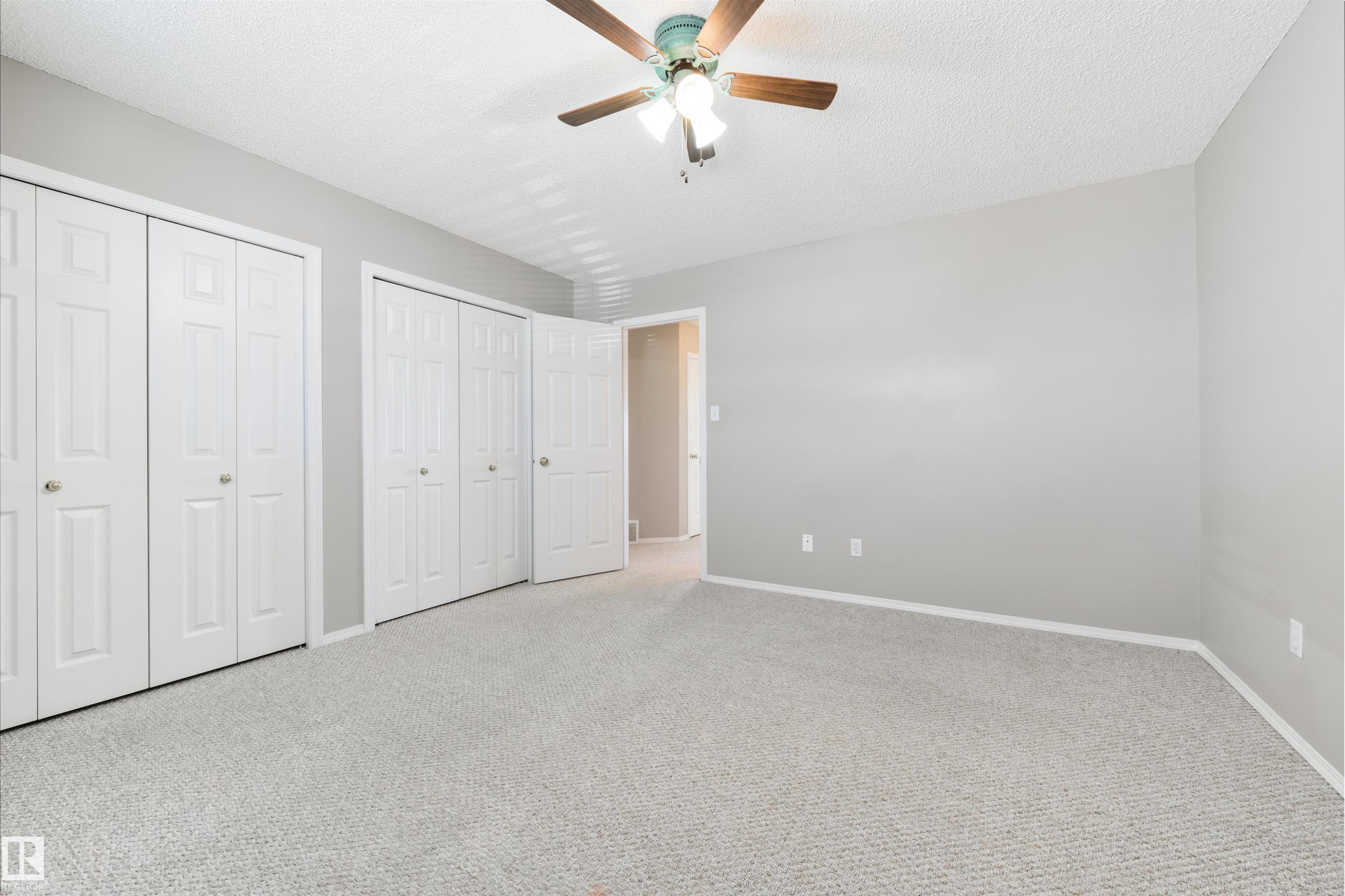 2923 30 Street, Edmonton, AB - Indoor Photo Showing Other Room