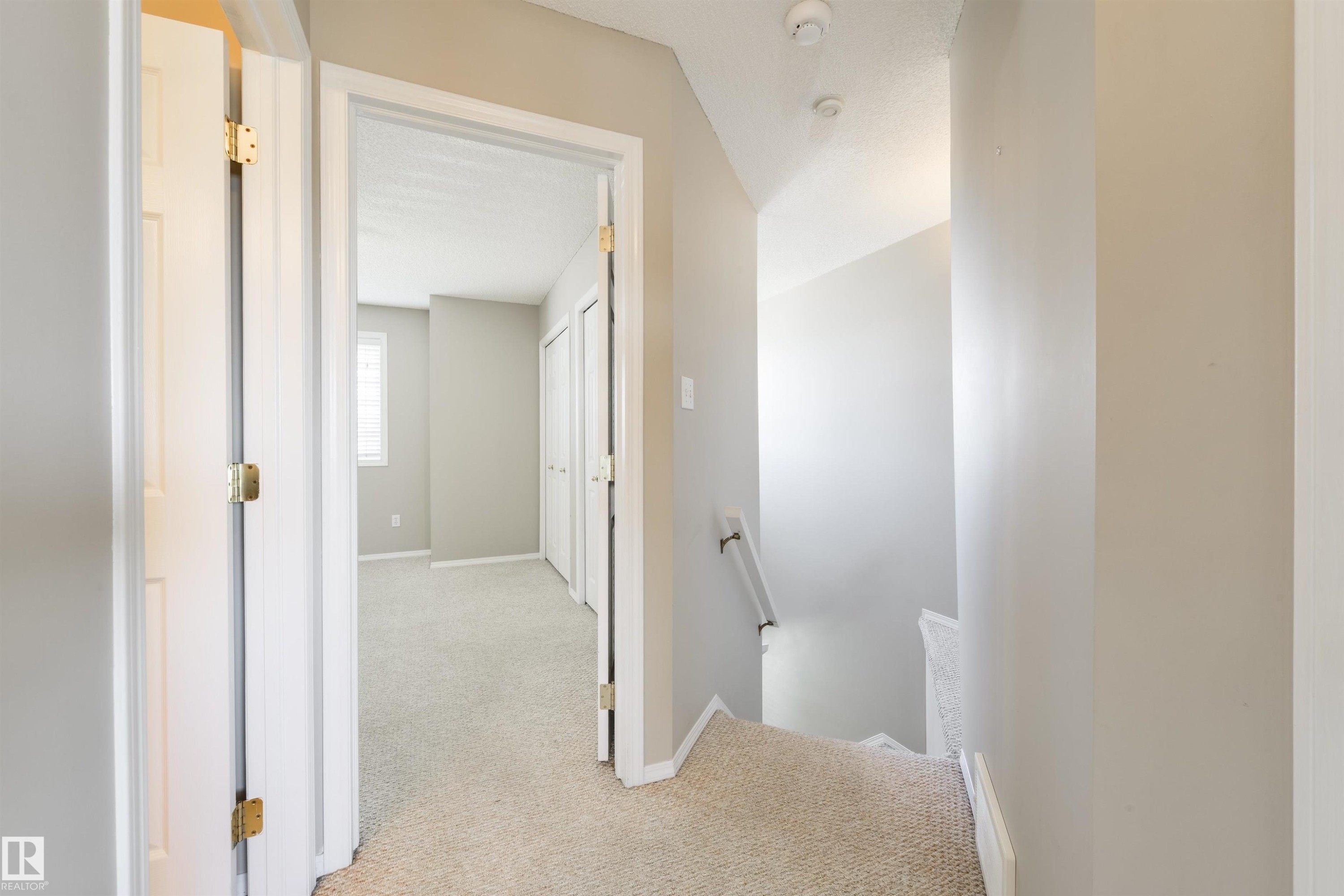 2923 30 Street, Edmonton, AB - Indoor Photo Showing Other Room